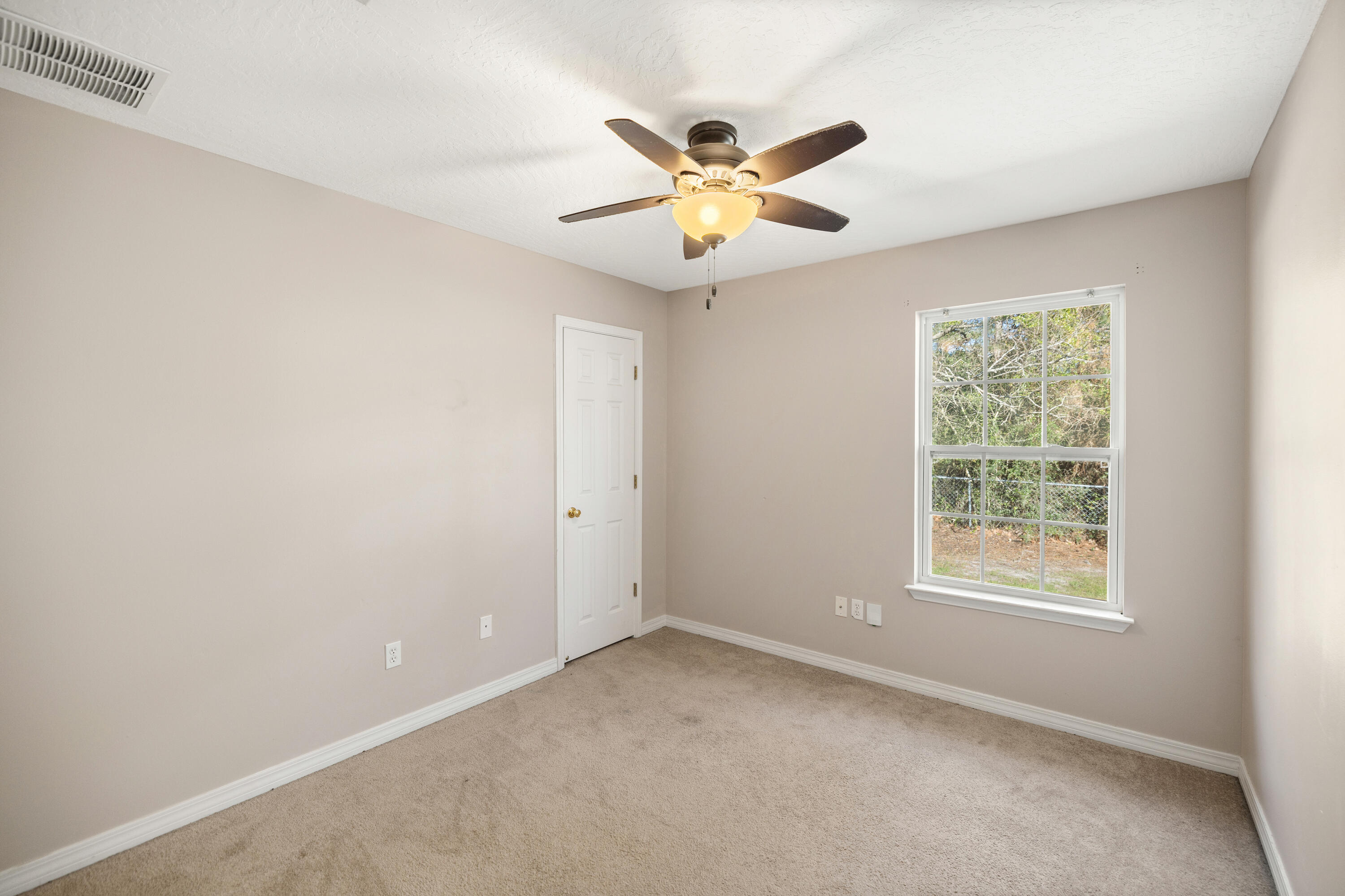 NAVARRE S/D 2ND ADDN - Residential