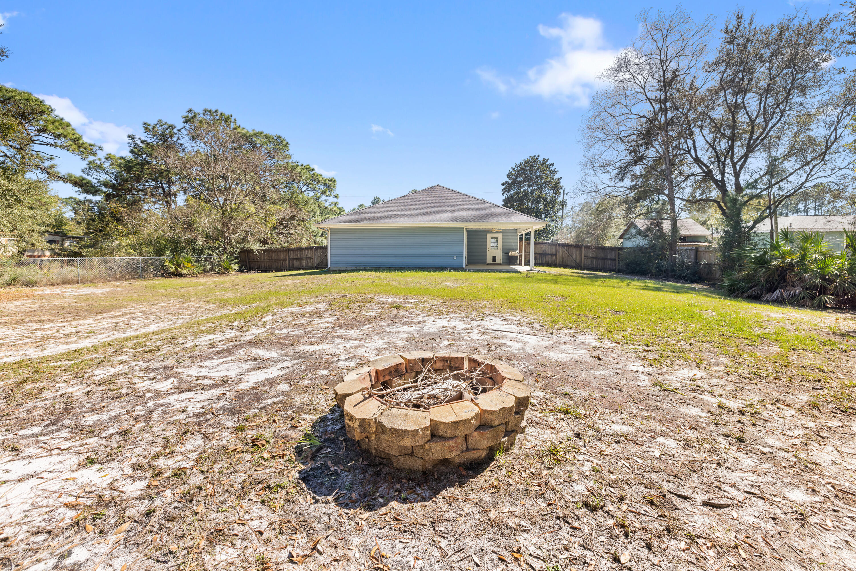 NAVARRE S/D 2ND ADDN - Residential