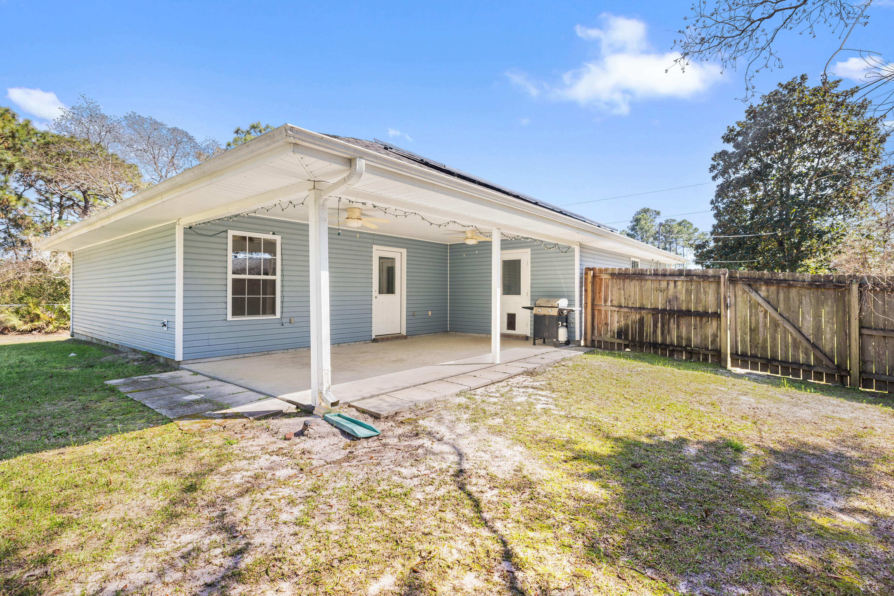 NAVARRE S/D 2ND ADDN - Residential