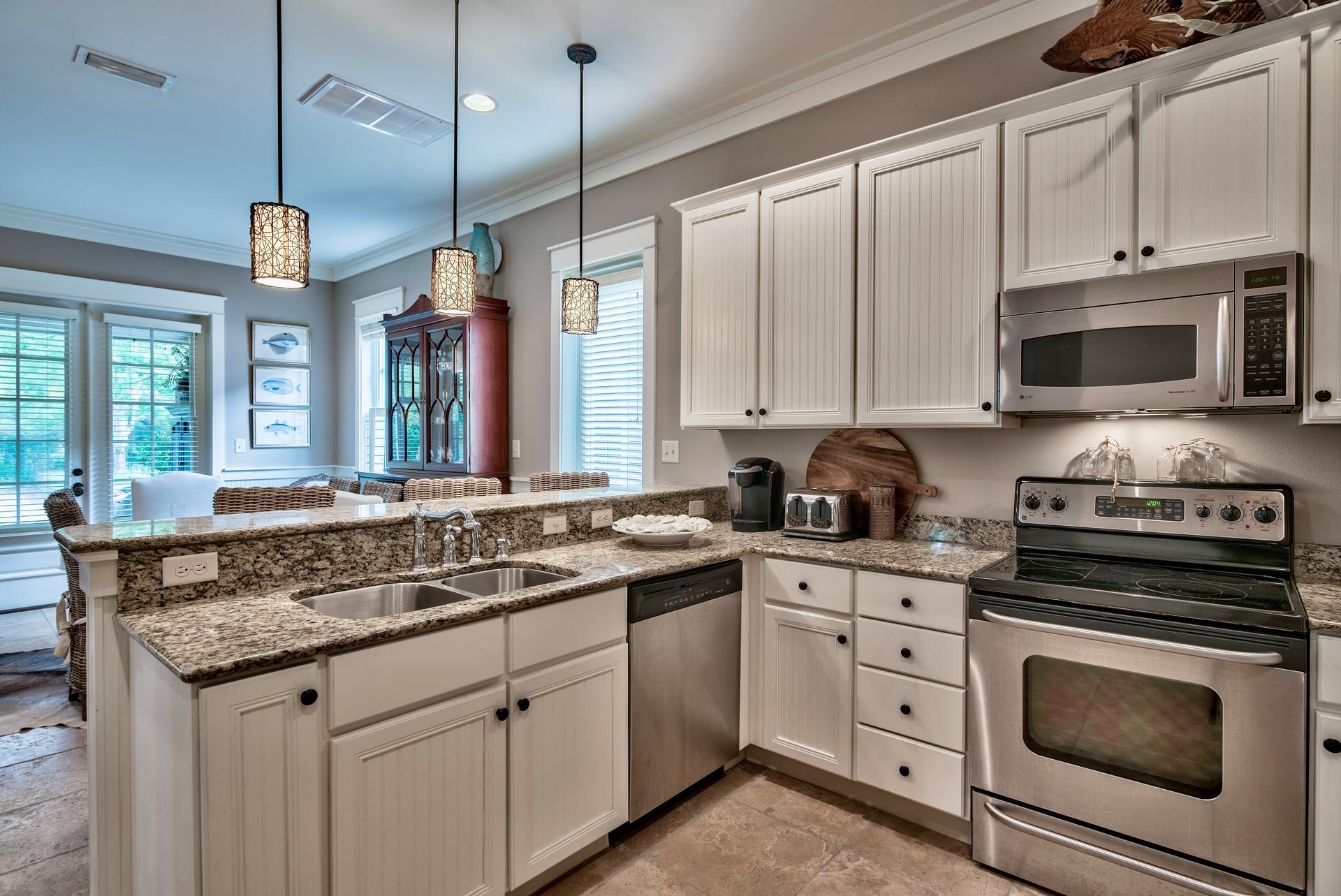 BUNGALOS AT SANDESTIN - Residential