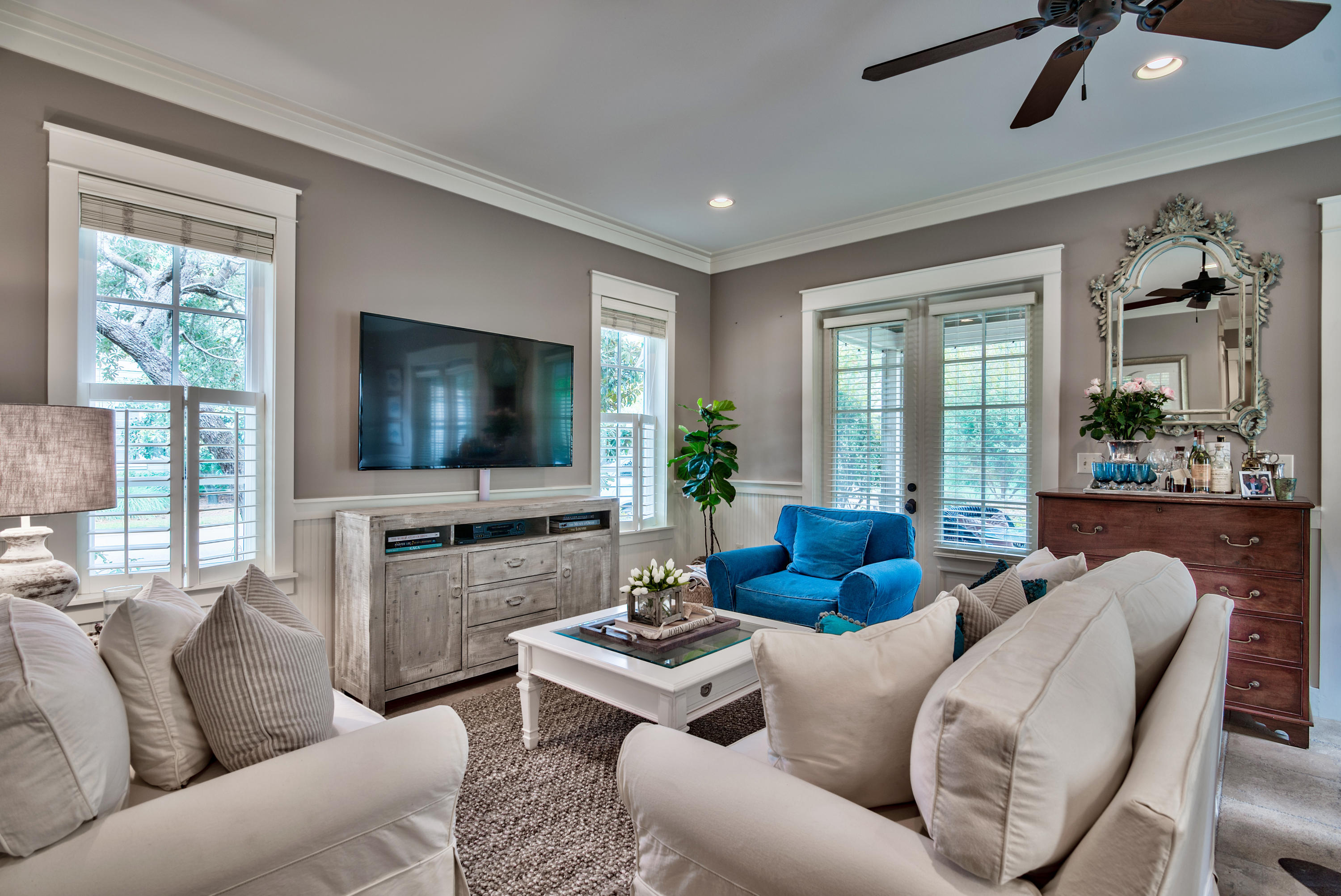 BUNGALOS AT SANDESTIN - Residential