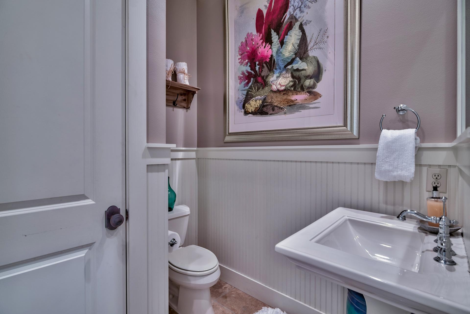 BUNGALOS AT SANDESTIN - Residential