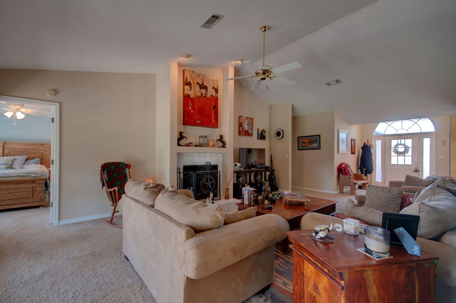 SOUND RETREAT - Residential