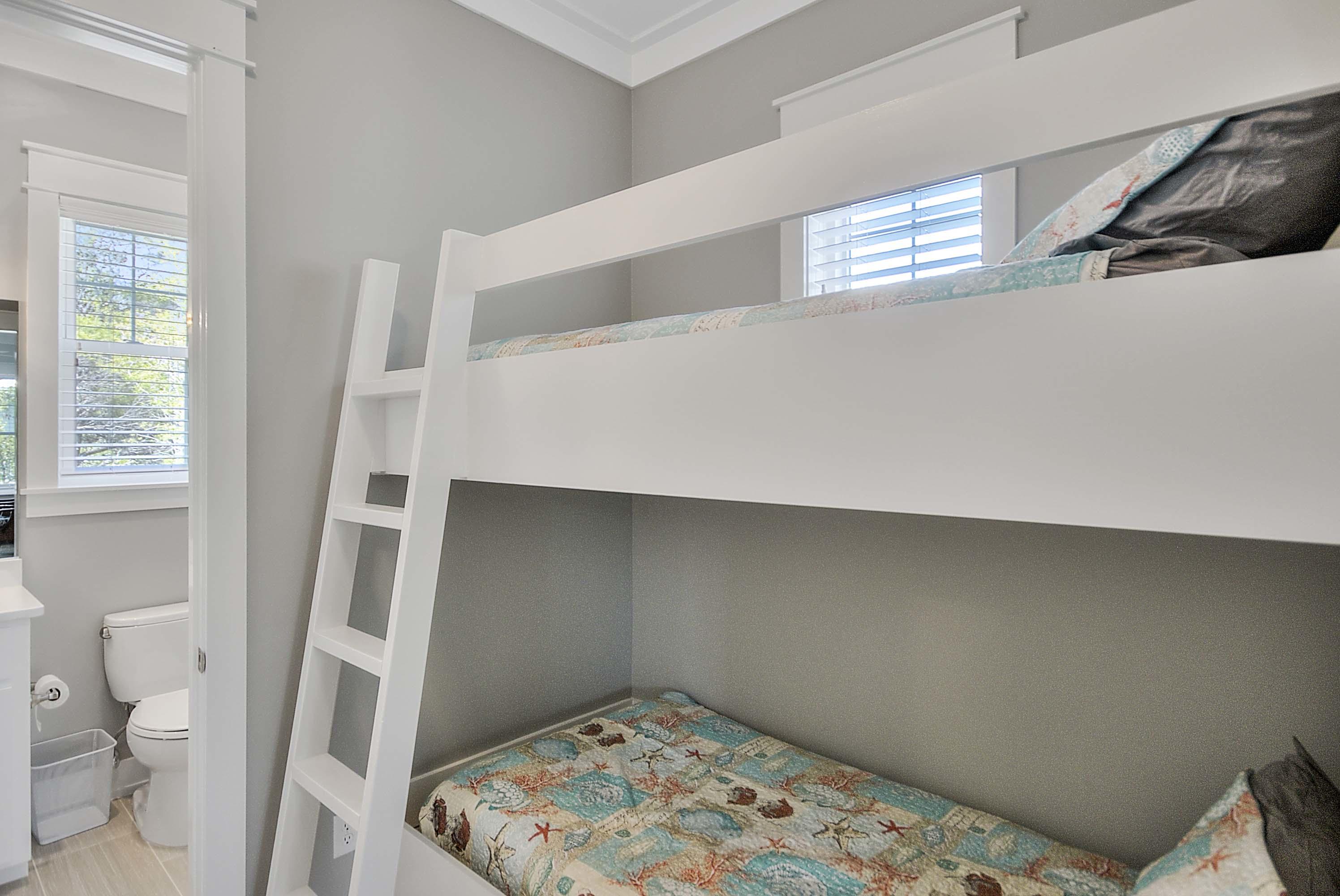 WHITES GULFVIEW ESTATES 2ND ADDN - Residential