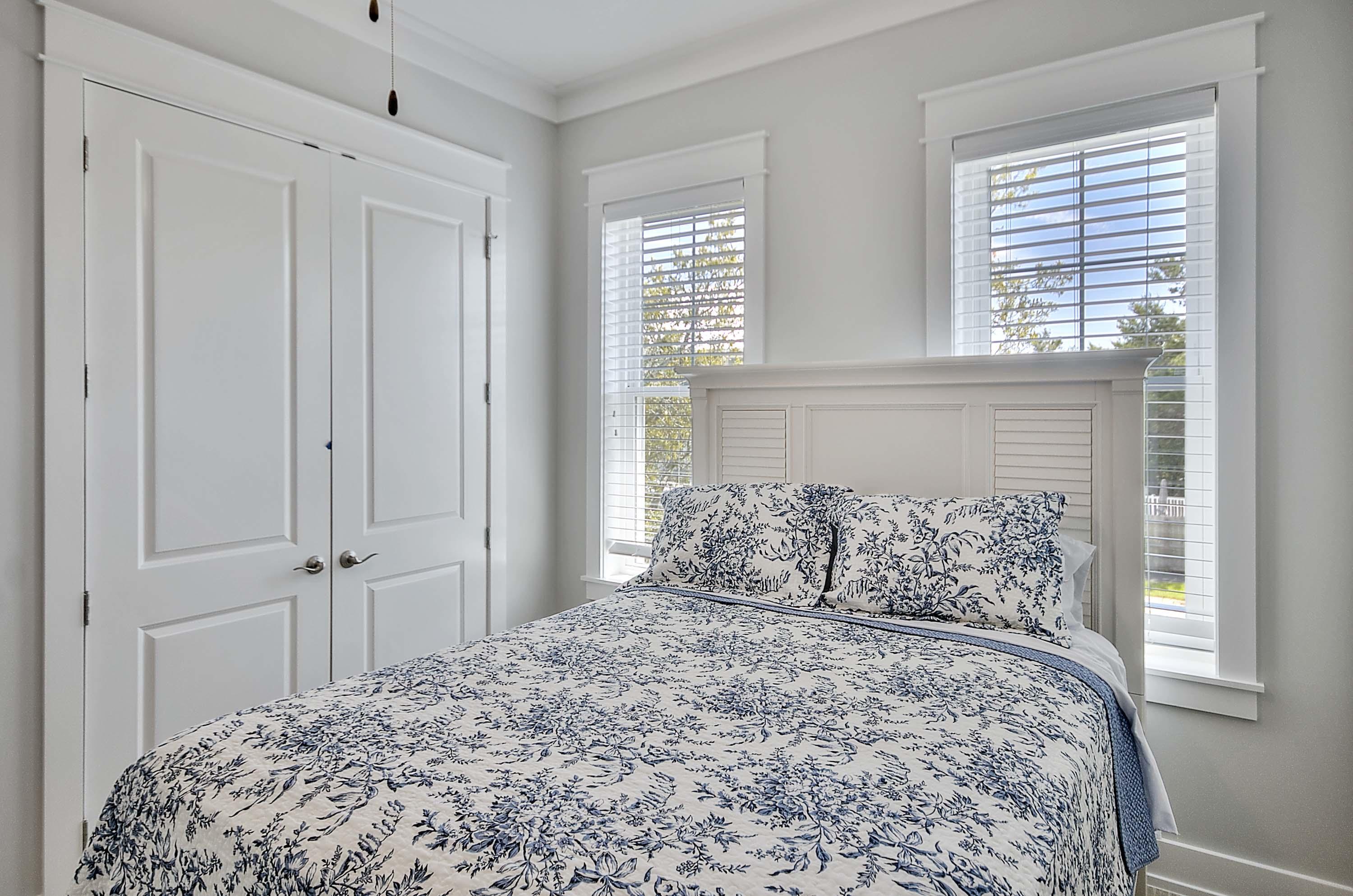 WHITES GULFVIEW ESTATES 2ND ADDN - Residential