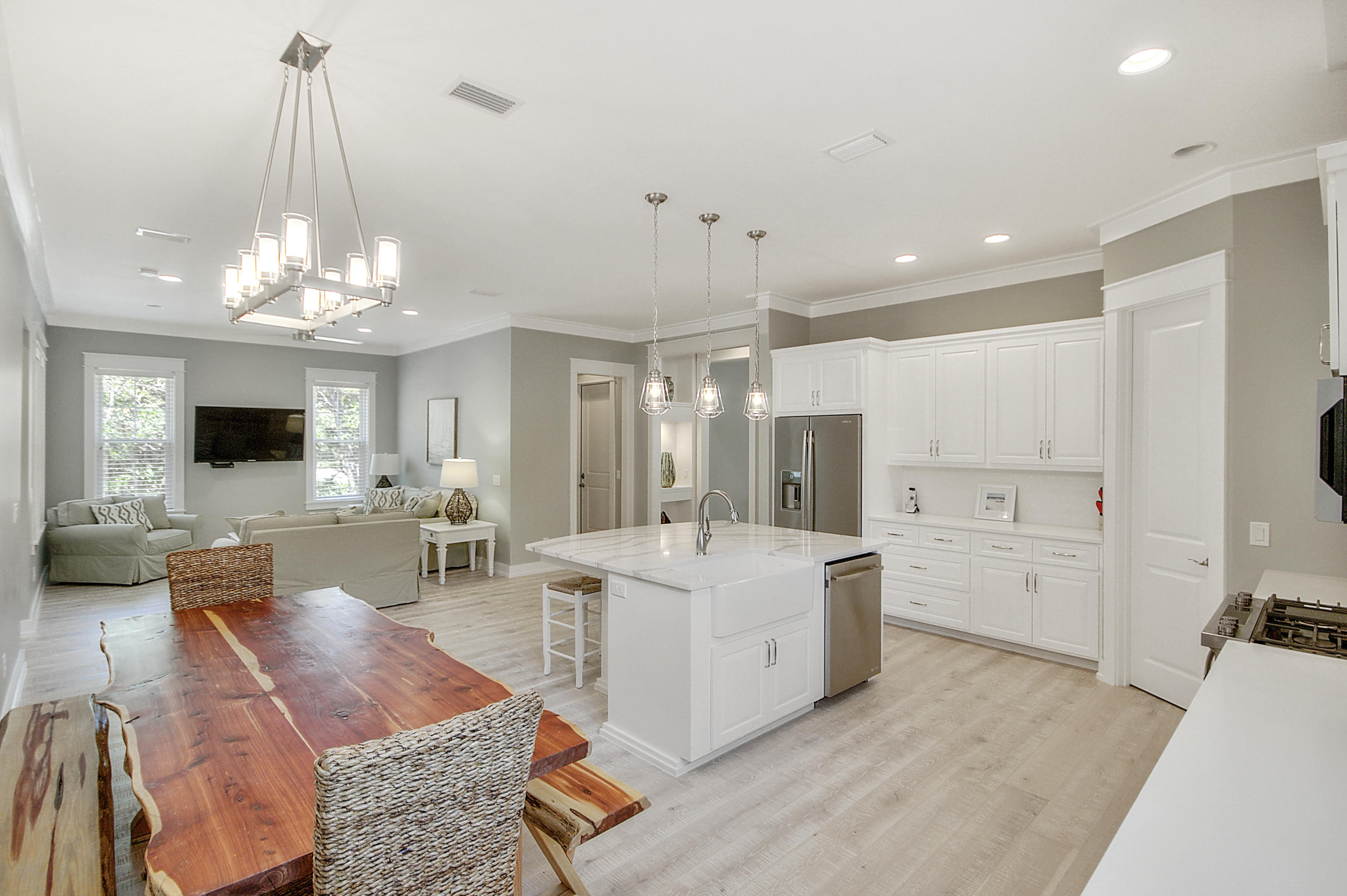 WHITES GULFVIEW ESTATES 2ND ADDN - Residential