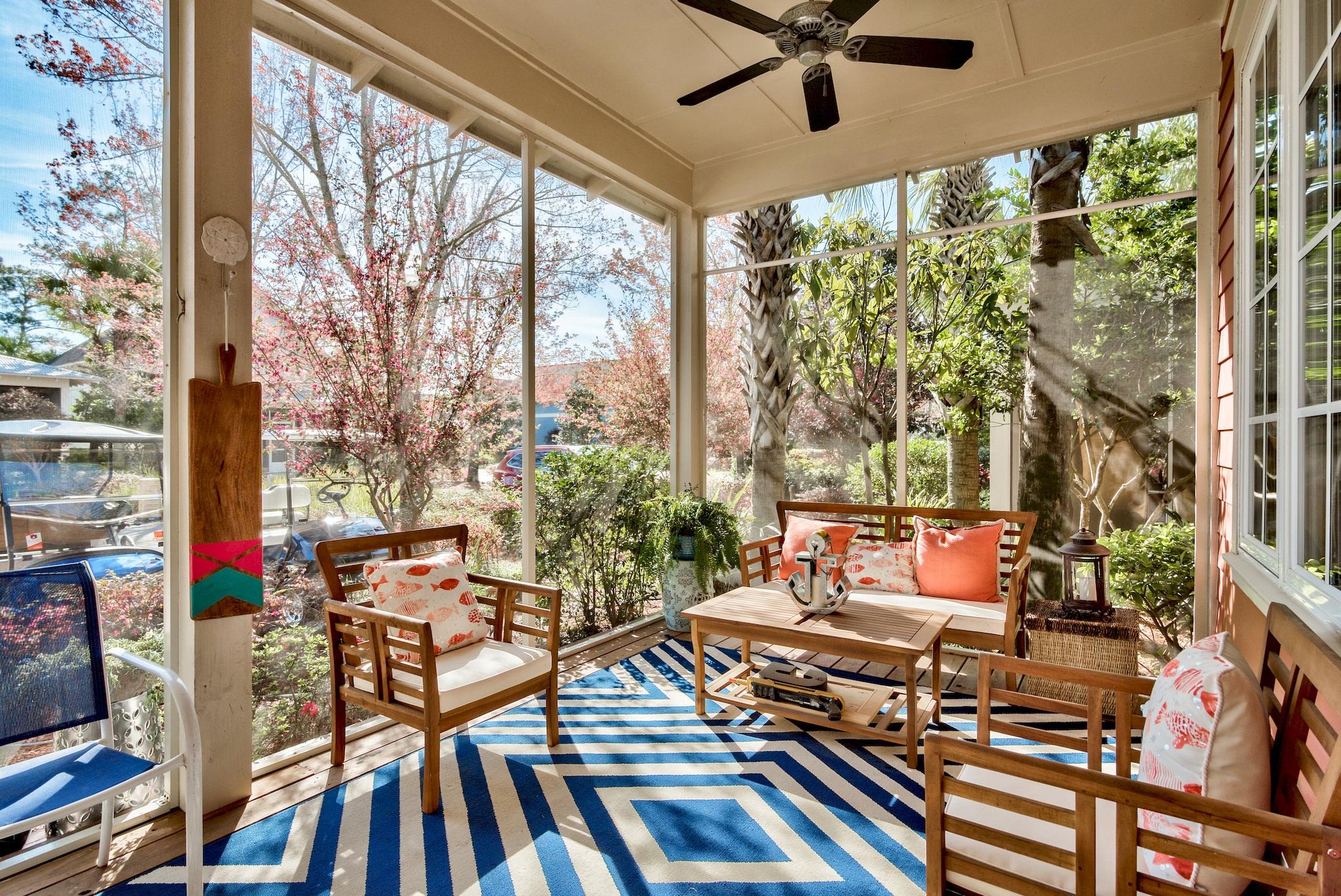 BUNGALOS AT SANDESTIN - Residential