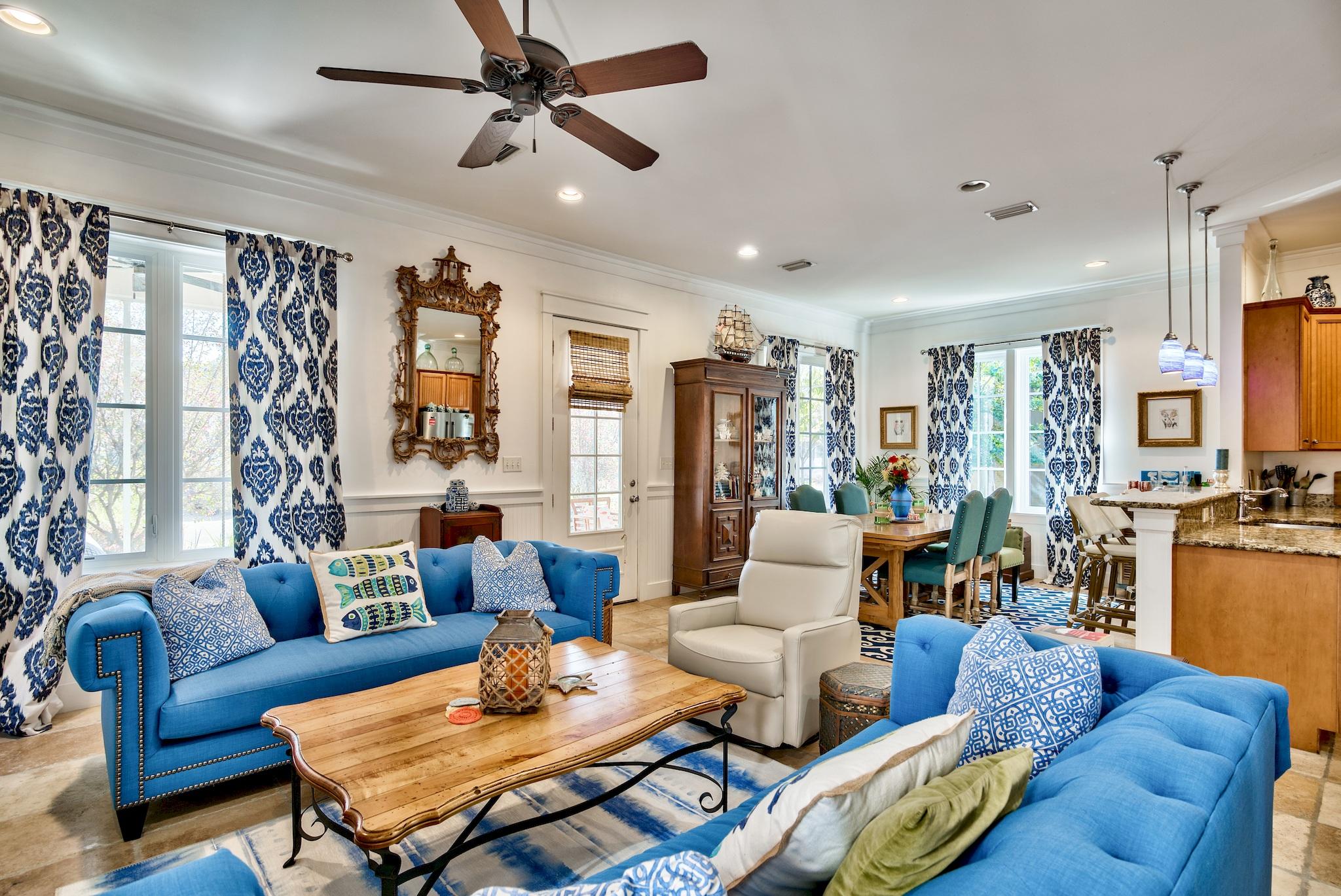 BUNGALOS AT SANDESTIN - Residential