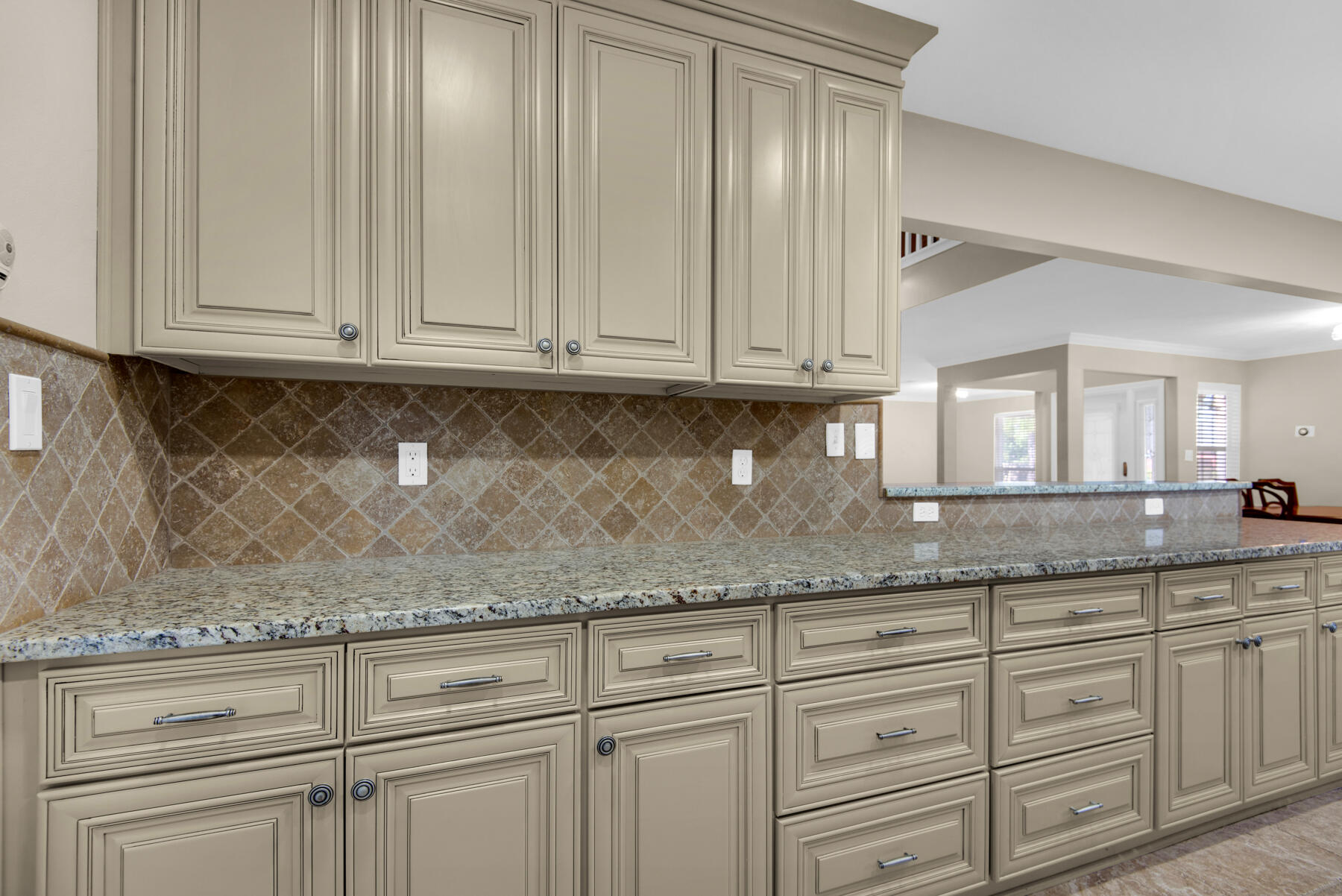 MALIBU GARDENS - Residential