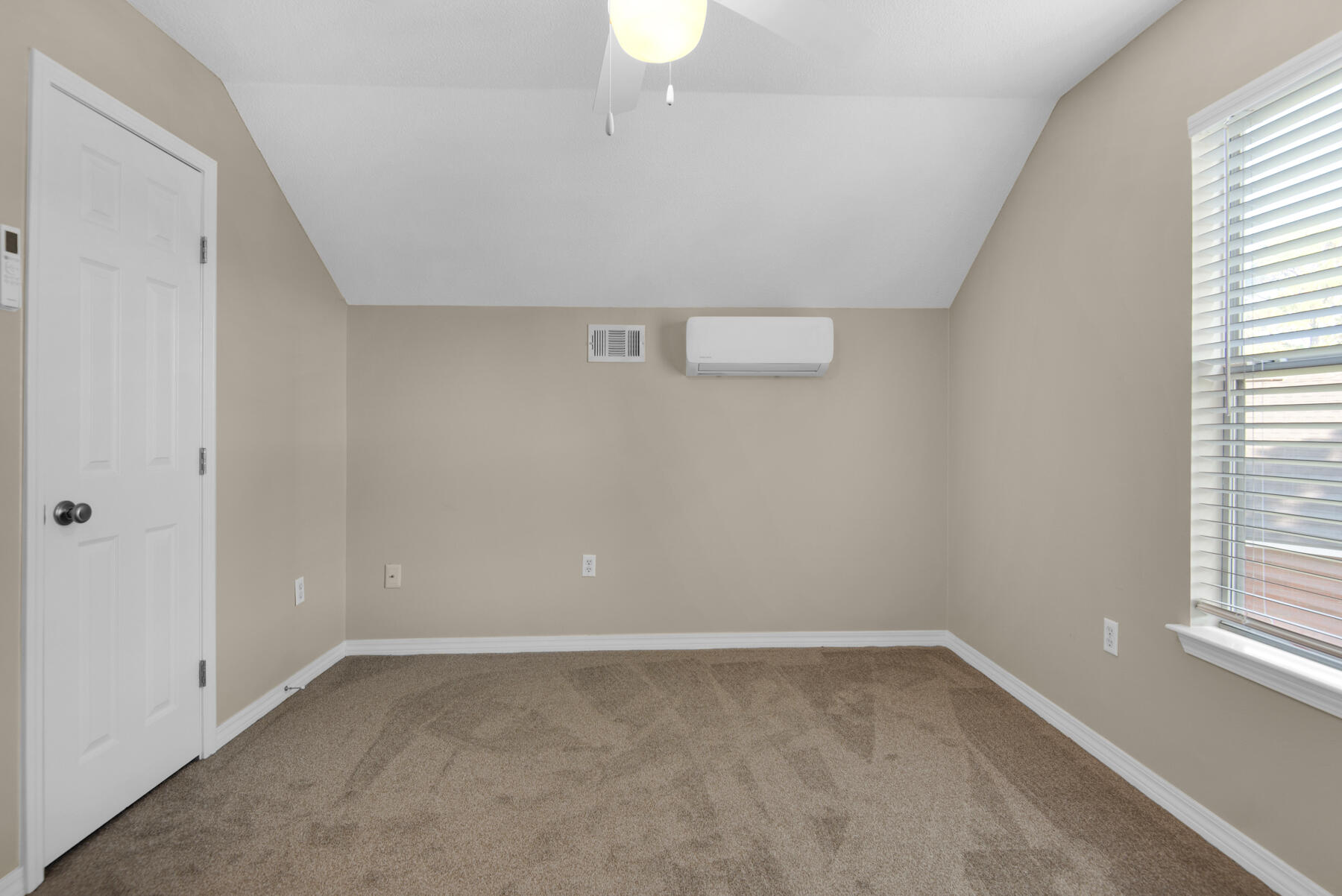 MALIBU GARDENS - Residential