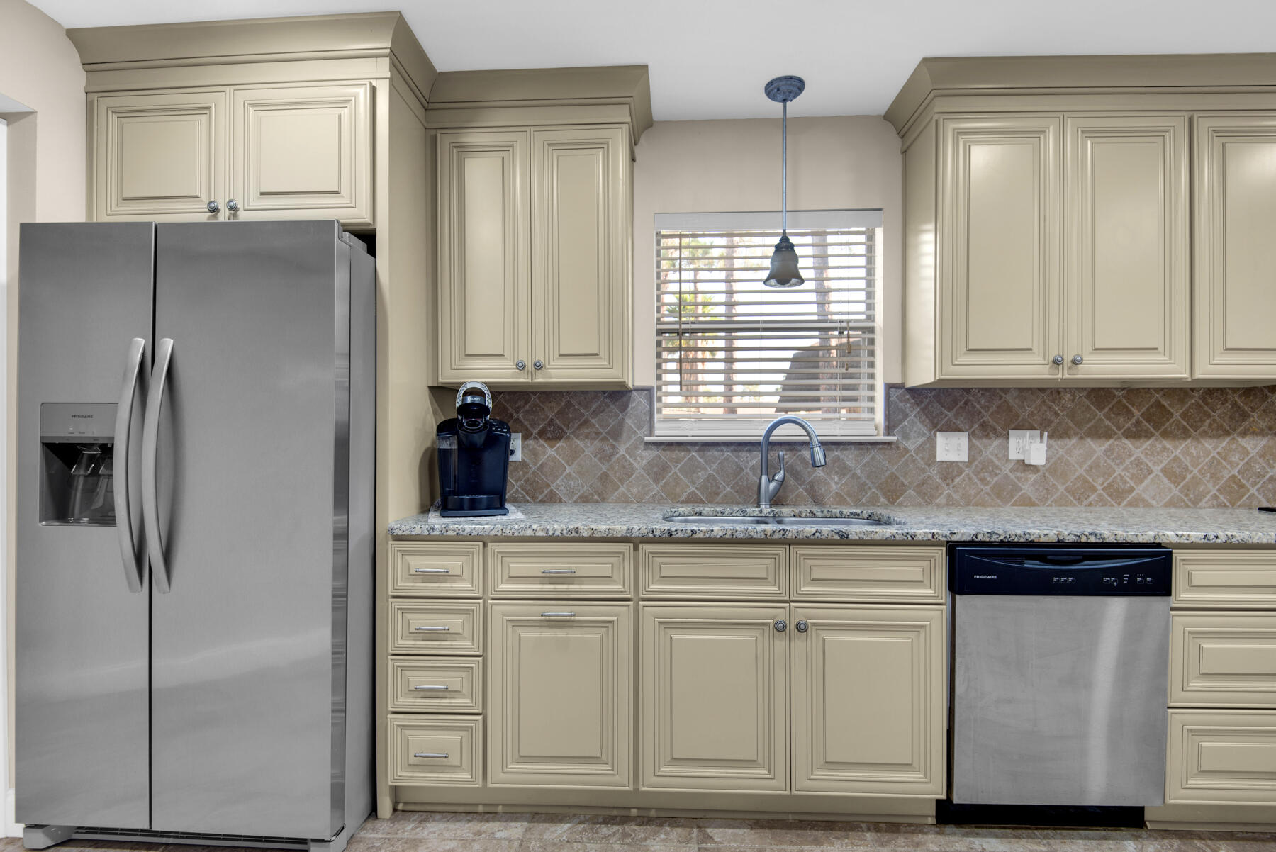 MALIBU GARDENS - Residential