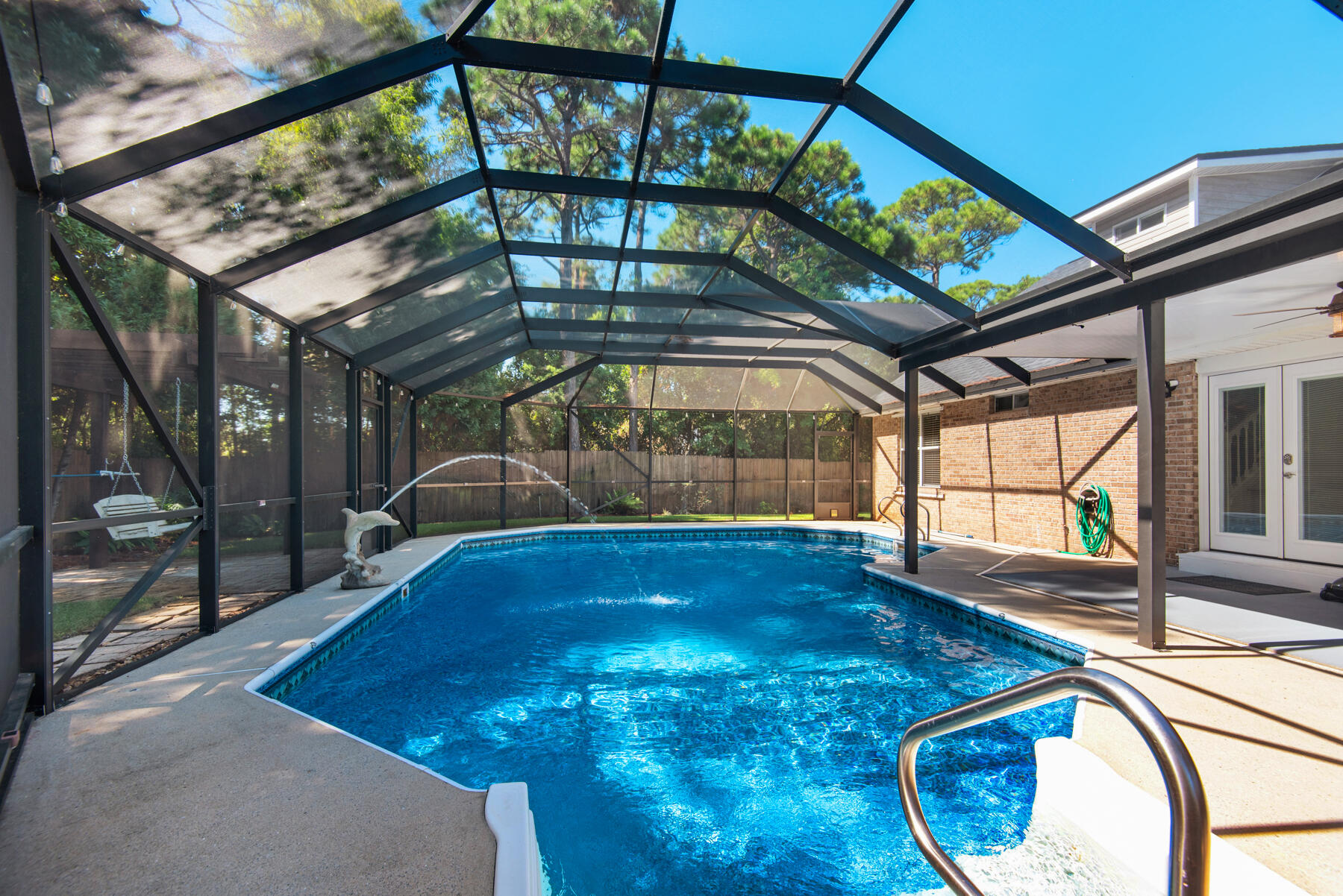 MALIBU GARDENS - Residential