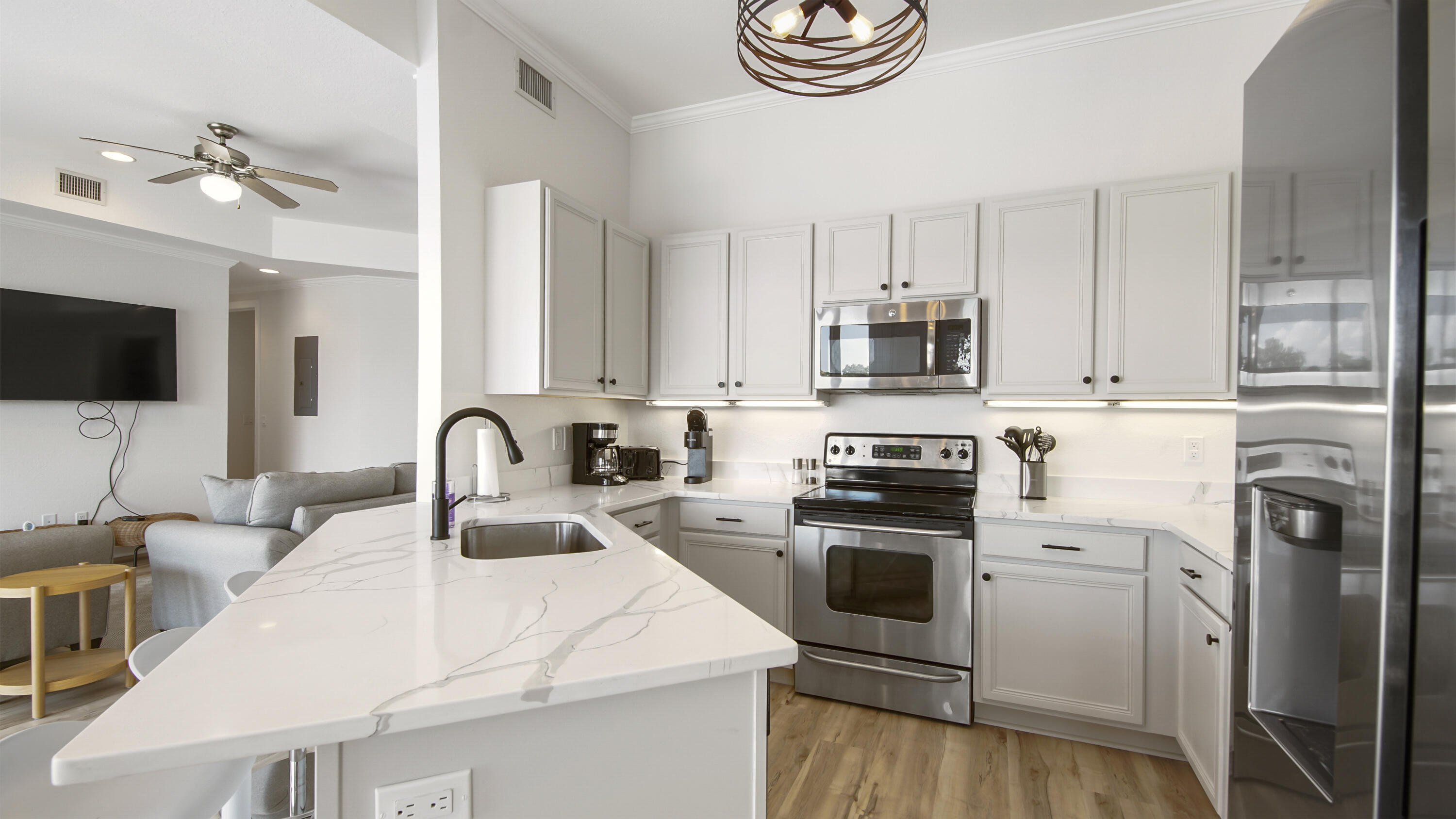 CRYSTAL COVE - Residential