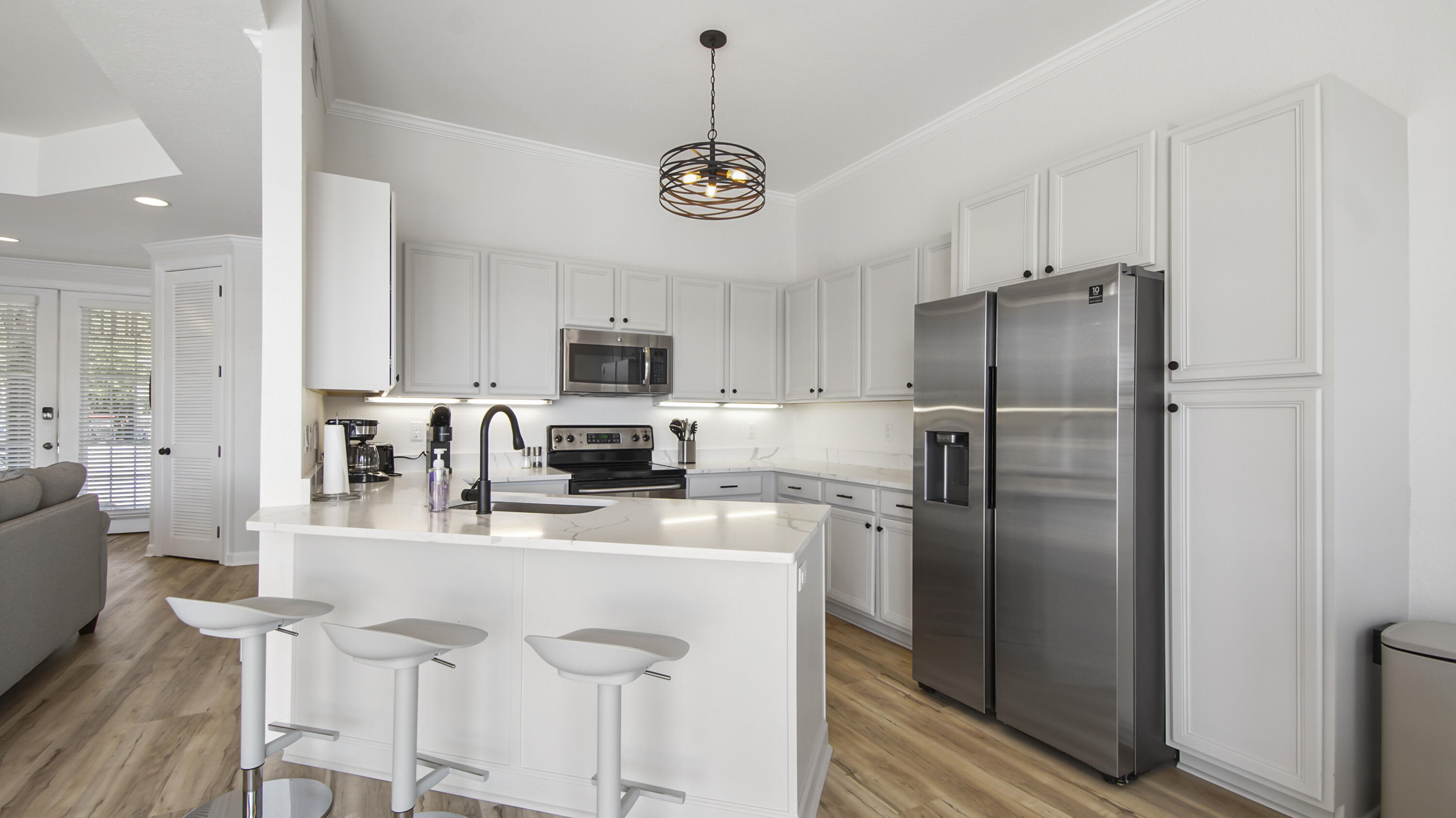 CRYSTAL COVE - Residential