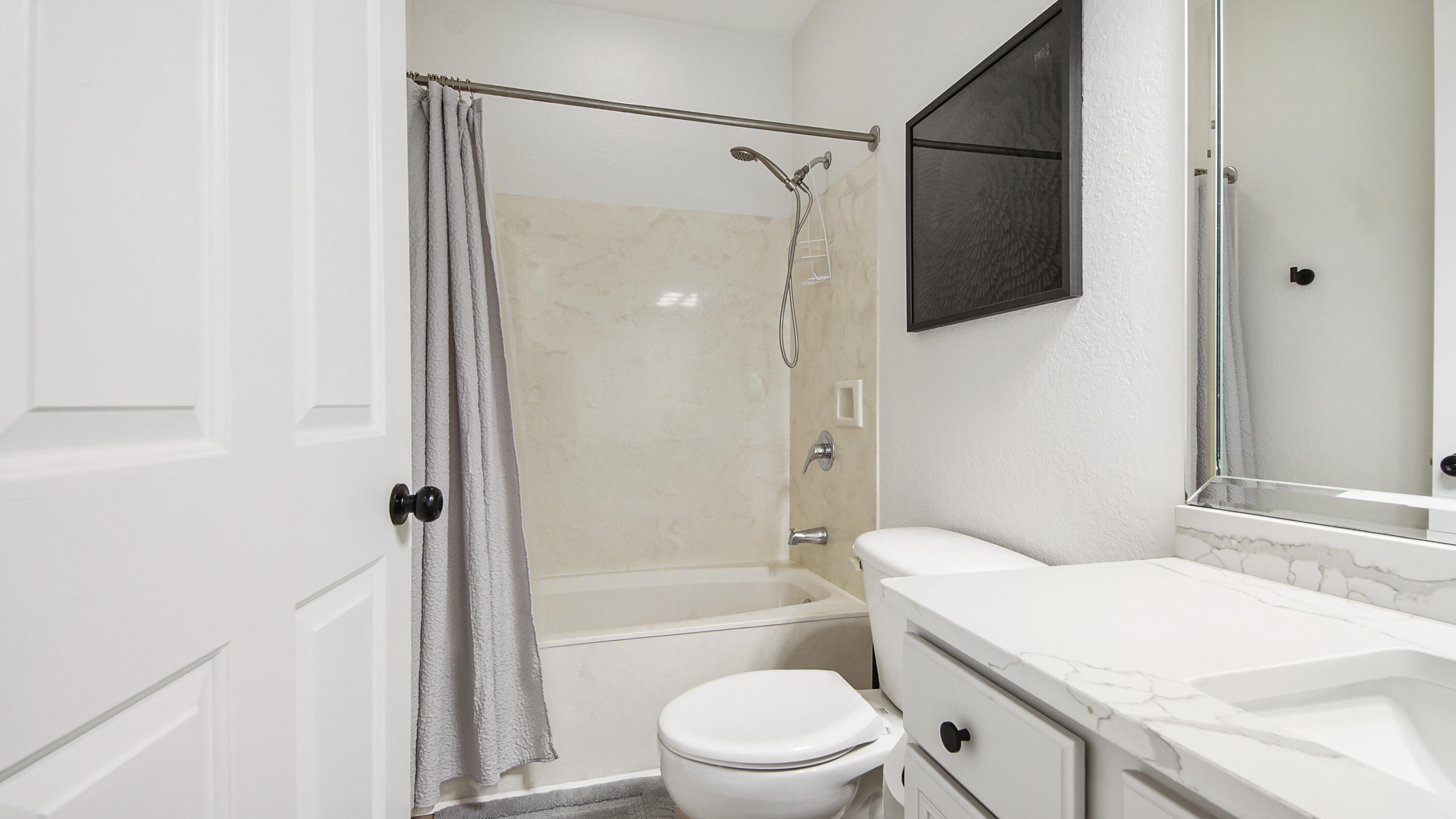 CRYSTAL COVE - Residential