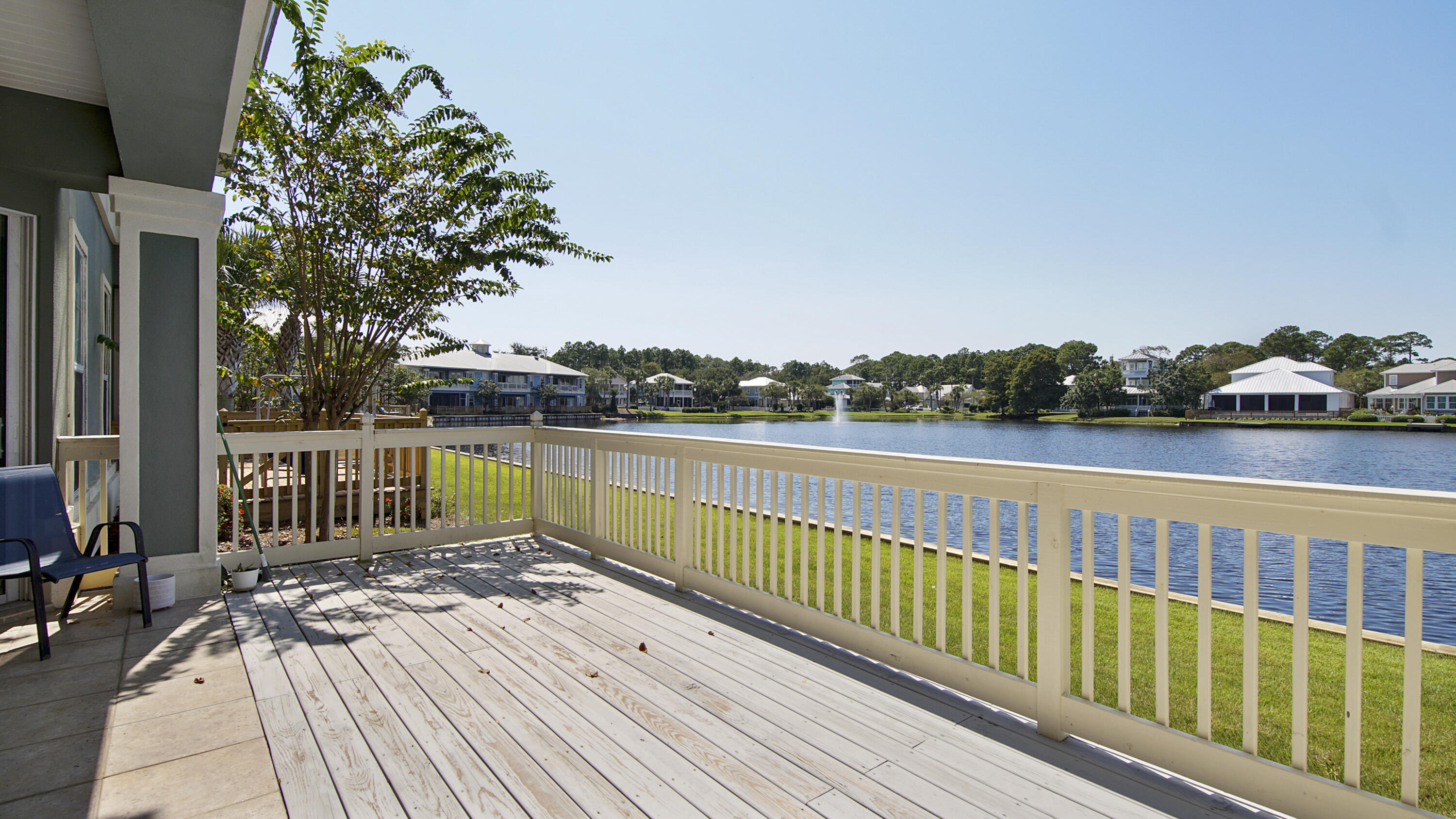 CRYSTAL COVE - Residential