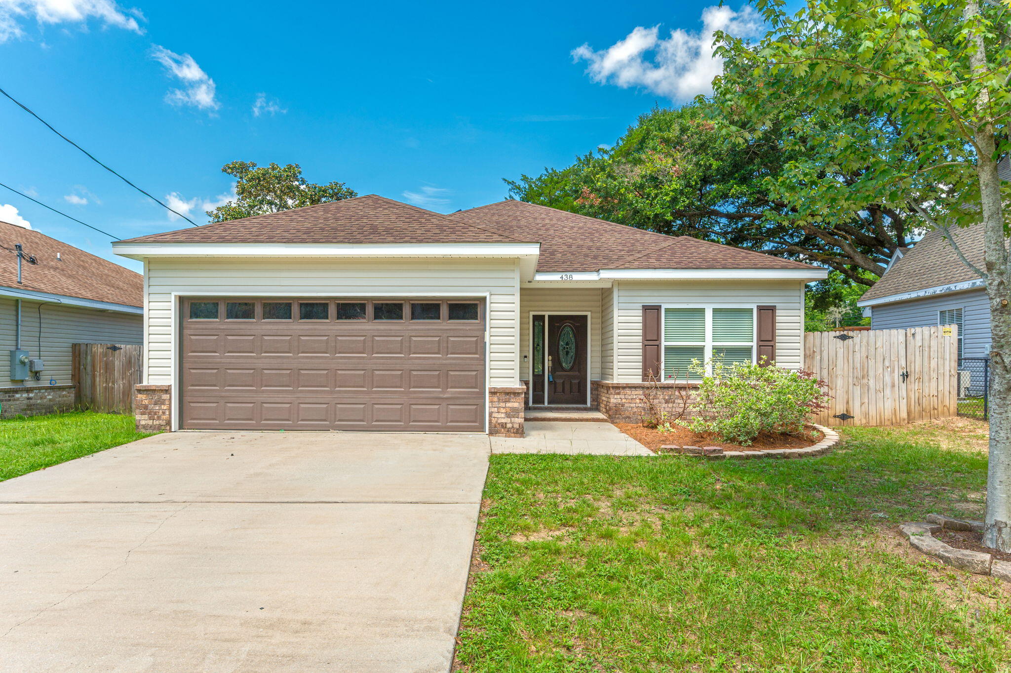 Welcome to your future happy place! This delightful 3BR/2BA home is like that friend who's got their life together - comfortable, reliable, and effortless. Features include granite countertops, engineered hardwood, tall ceilings, separate dining, and a 2-car garage. Located in northeast Crestview near Publix, movie theater, Twin Hills Park (new splash pad!), and dog park. Perfect for those who want a home base with everything they need just around the corner!