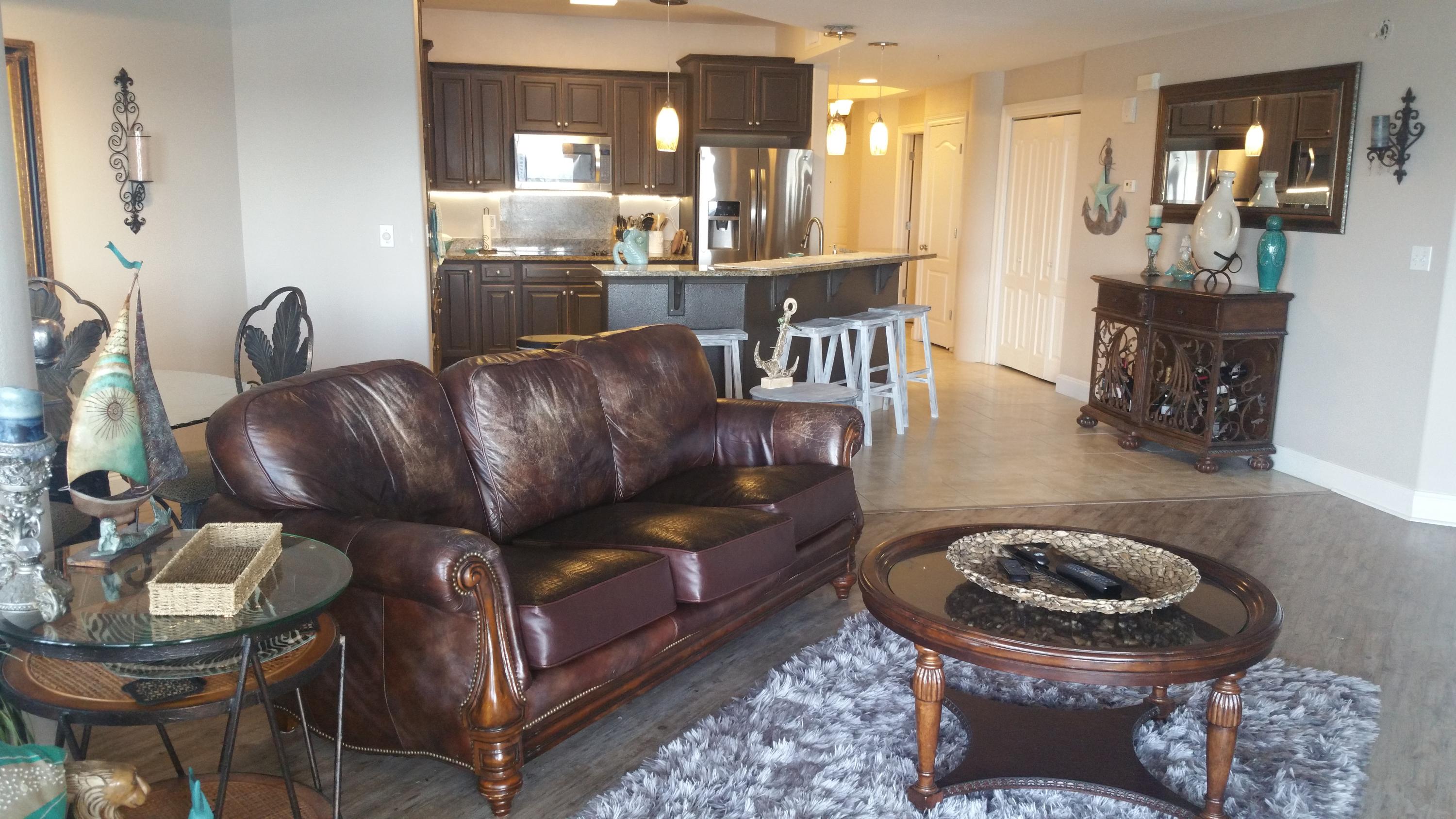 PRESIDIO YACHT CLUB - Residential