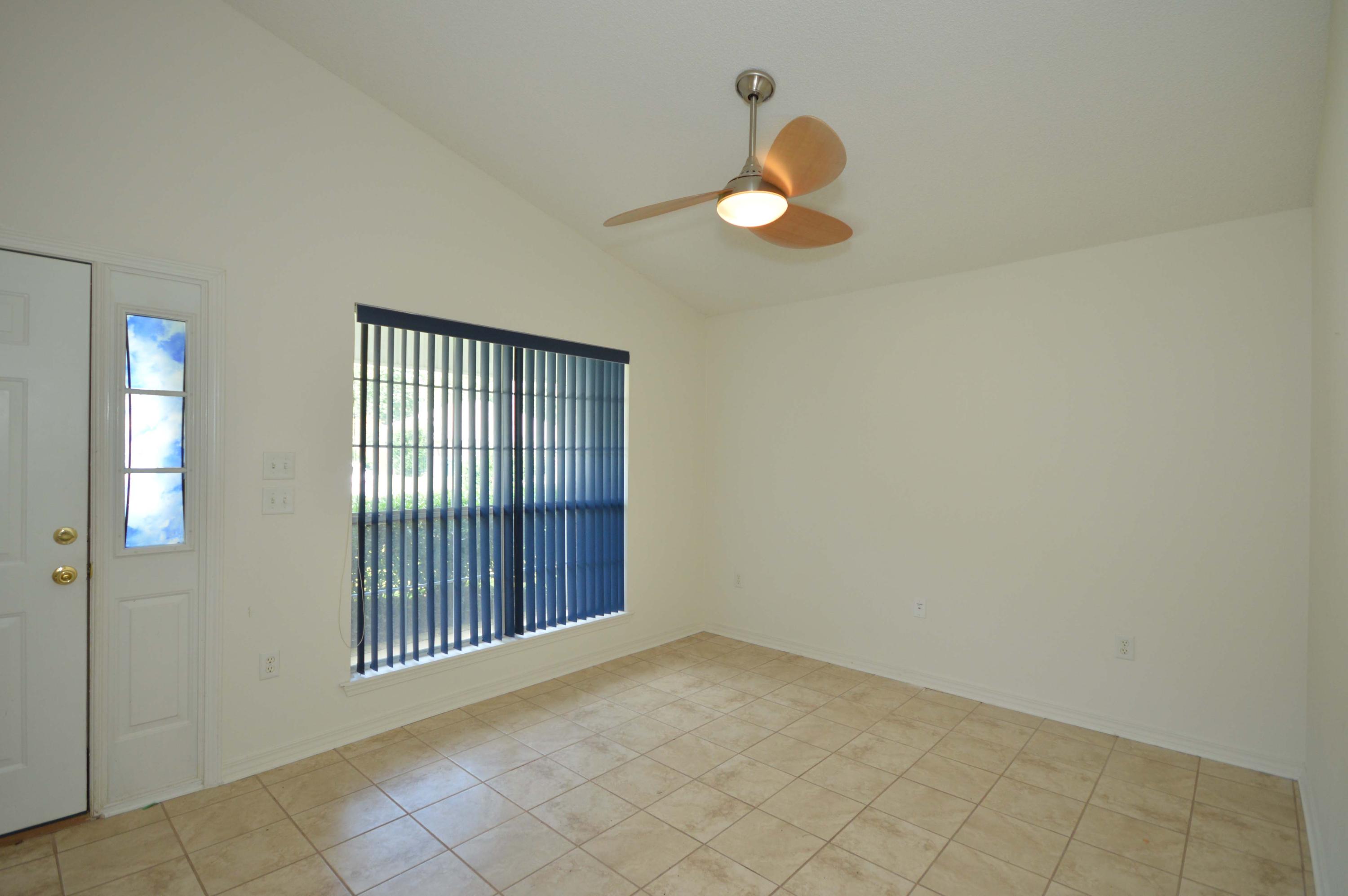 HAMPTON RIDGE ESTATES 1ST ADD - Residential