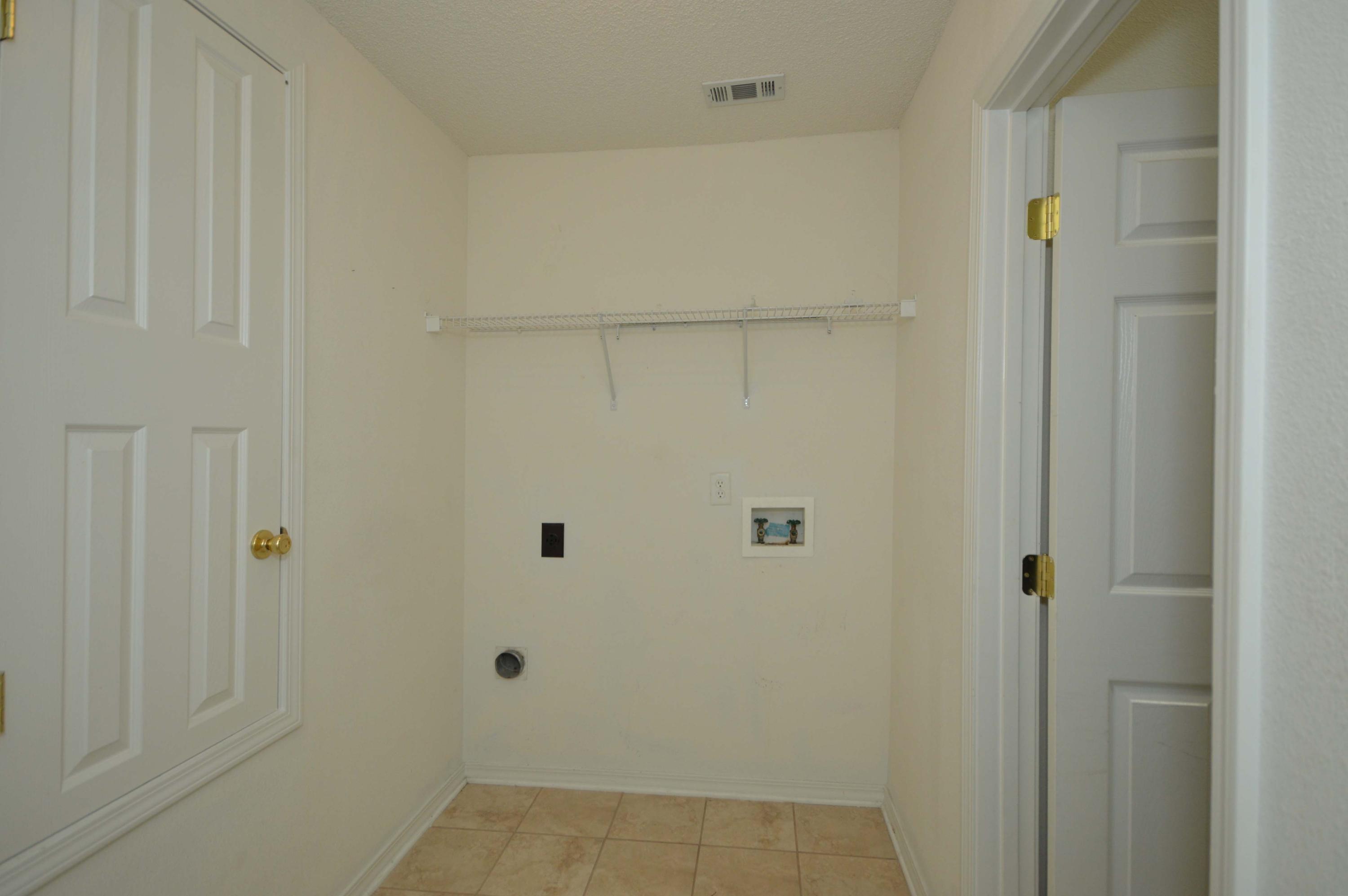 HAMPTON RIDGE ESTATES 1ST ADD - Residential