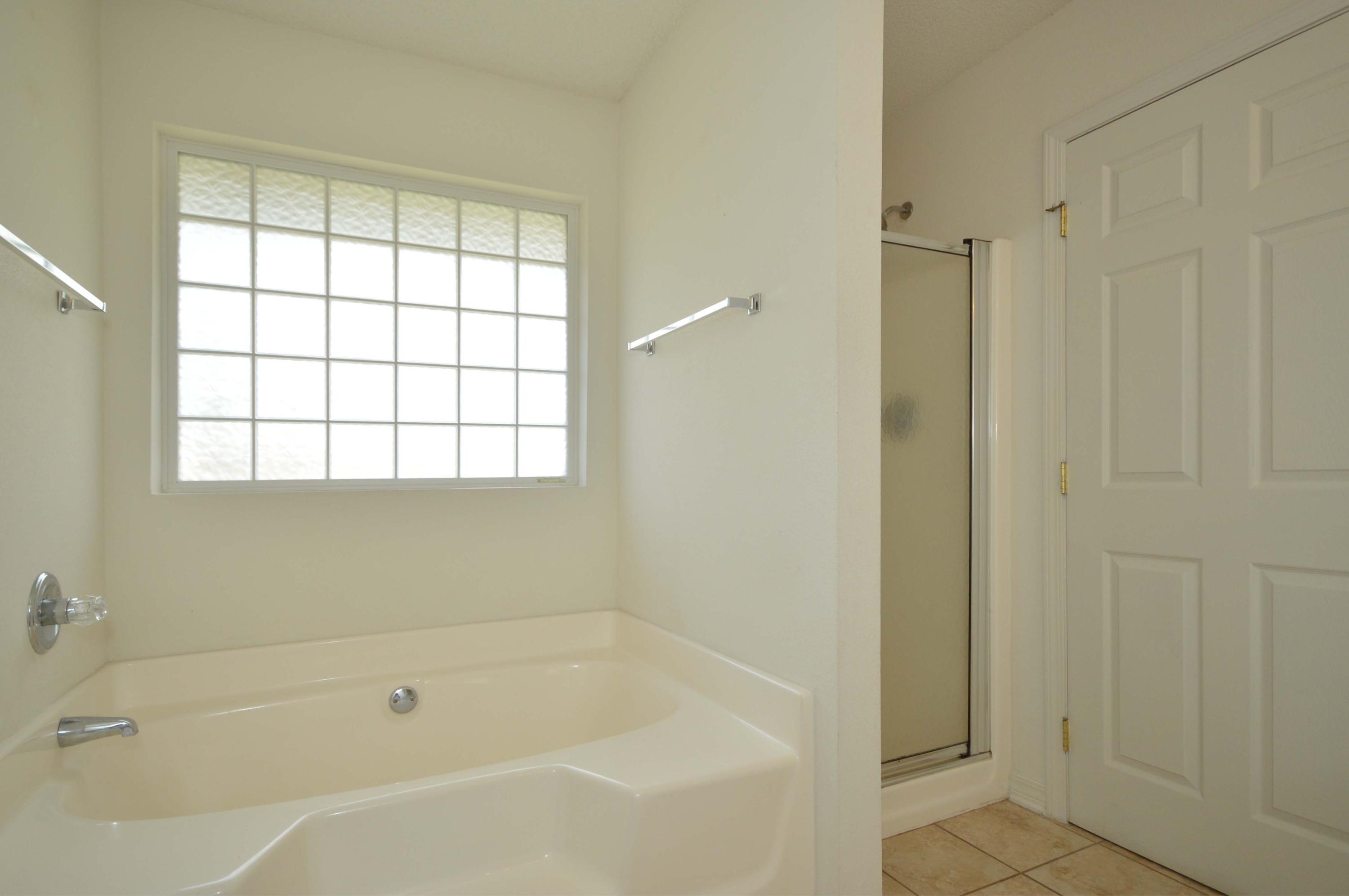 HAMPTON RIDGE ESTATES 1ST ADD - Residential