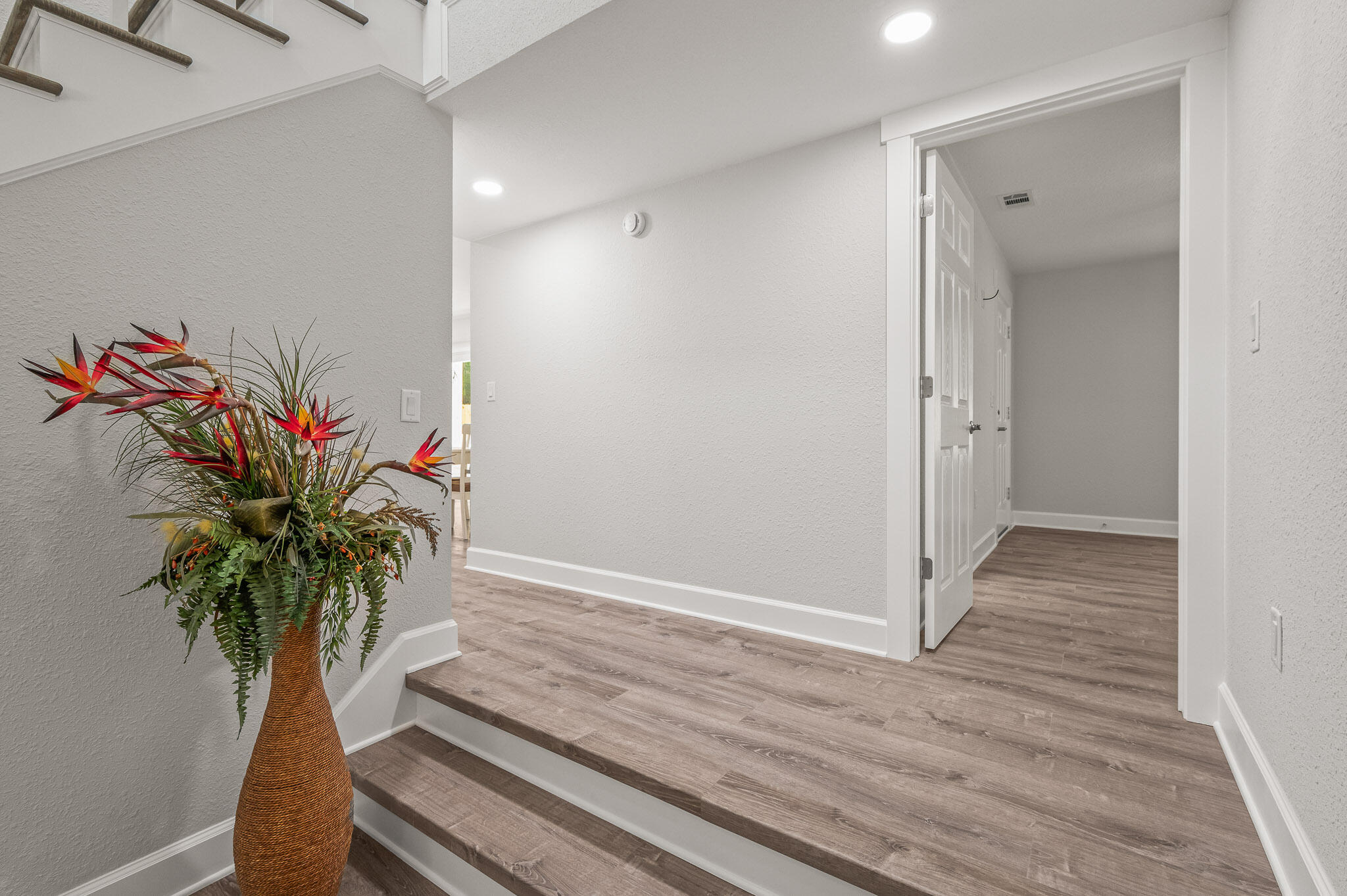 LANTERN RIDGE - Residential