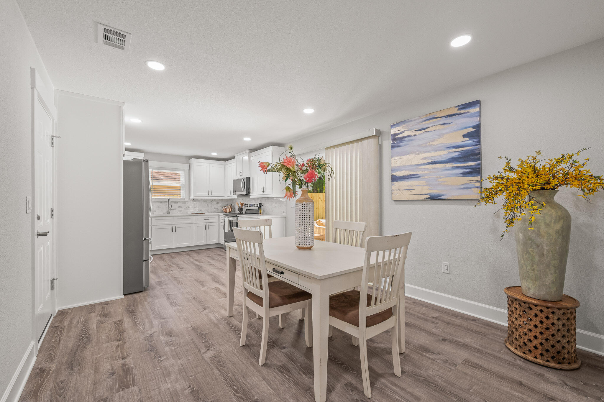 LANTERN RIDGE - Residential