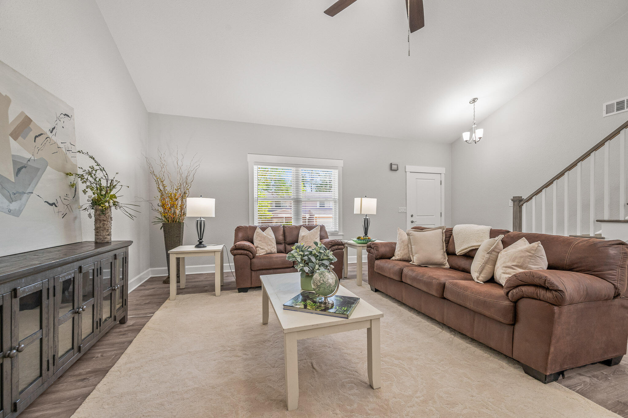 LANTERN RIDGE - Residential