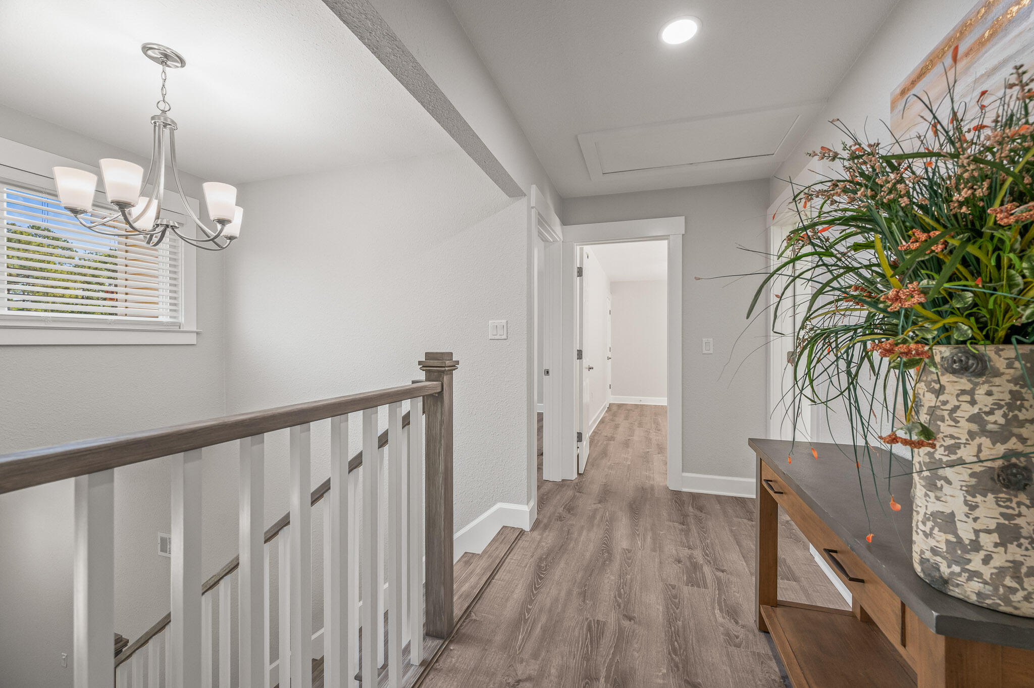 LANTERN RIDGE - Residential