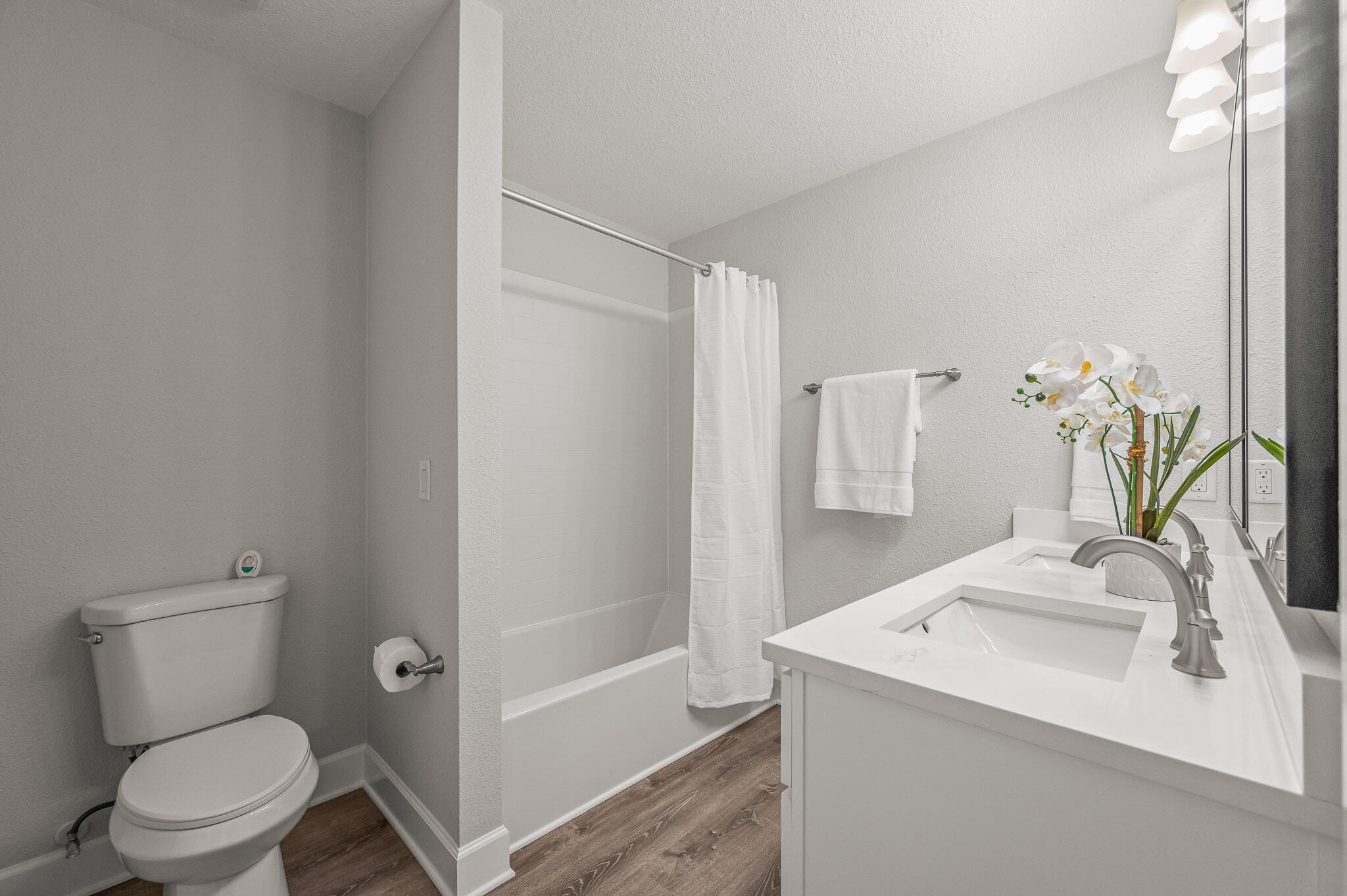 LANTERN RIDGE - Residential