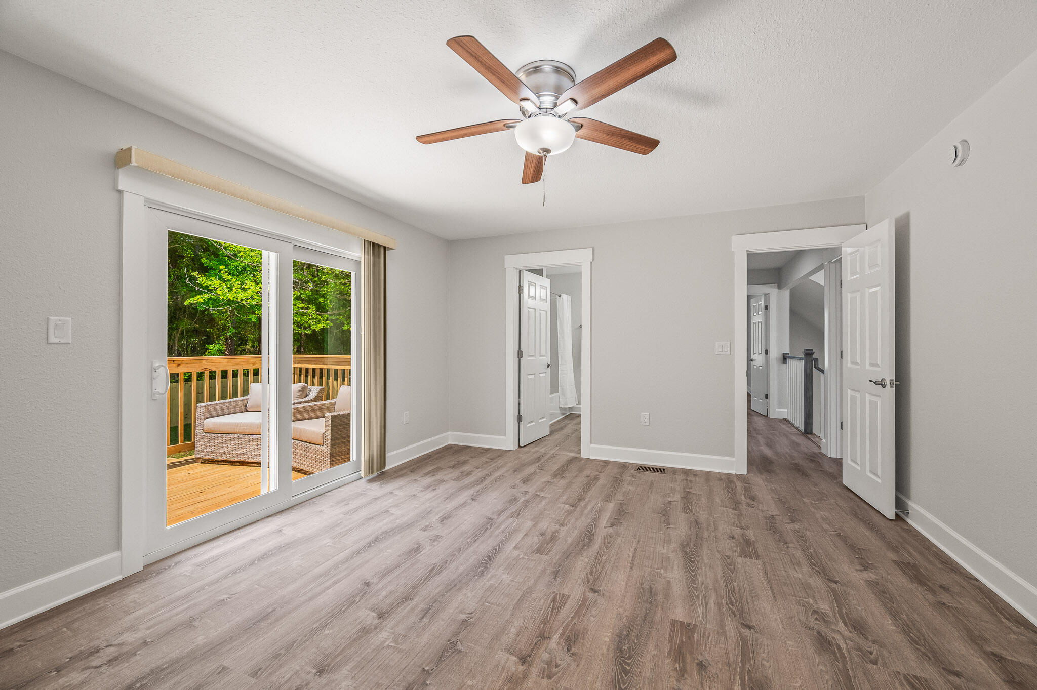 LANTERN RIDGE - Residential