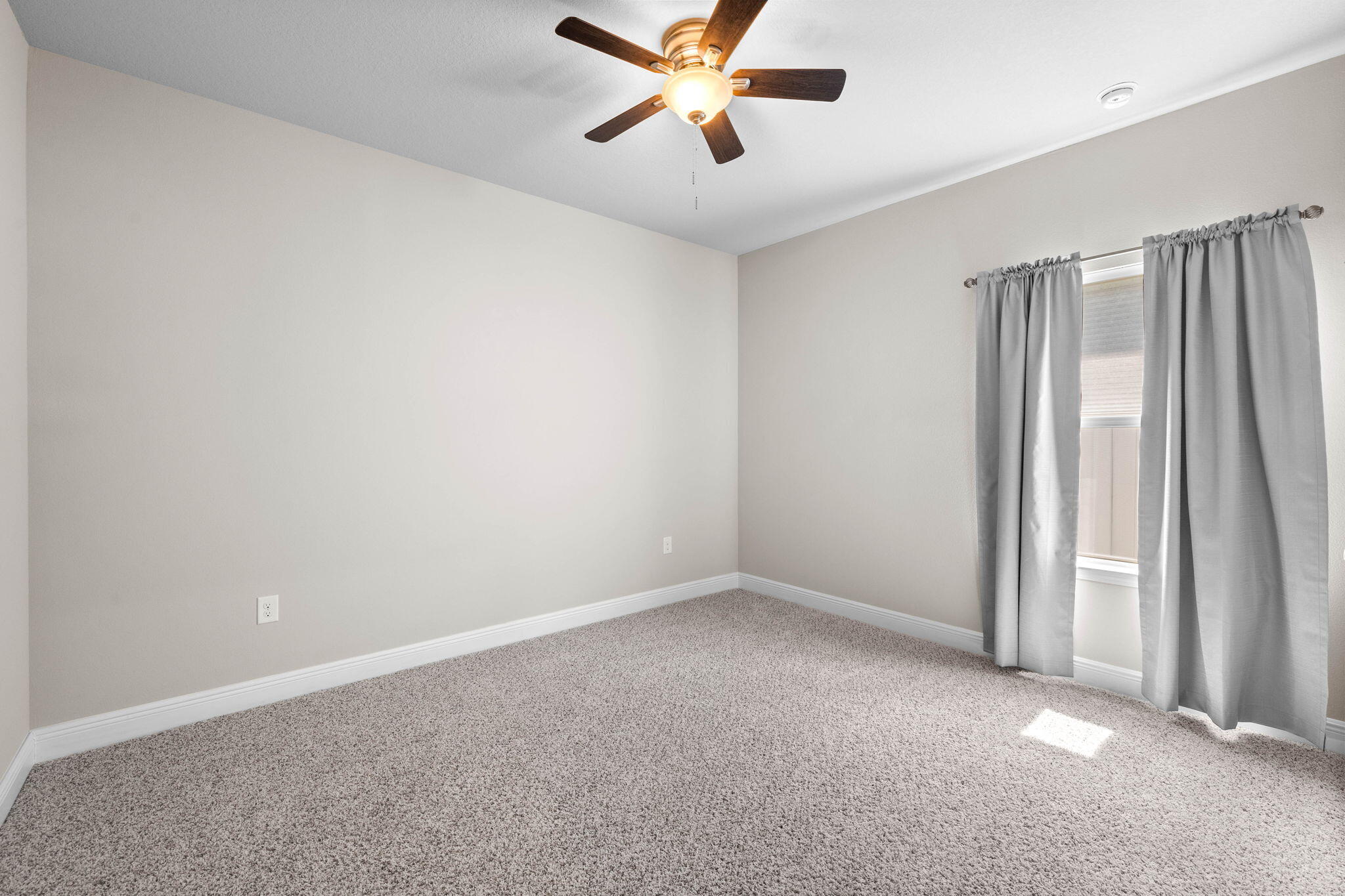 STONEGATE - Residential