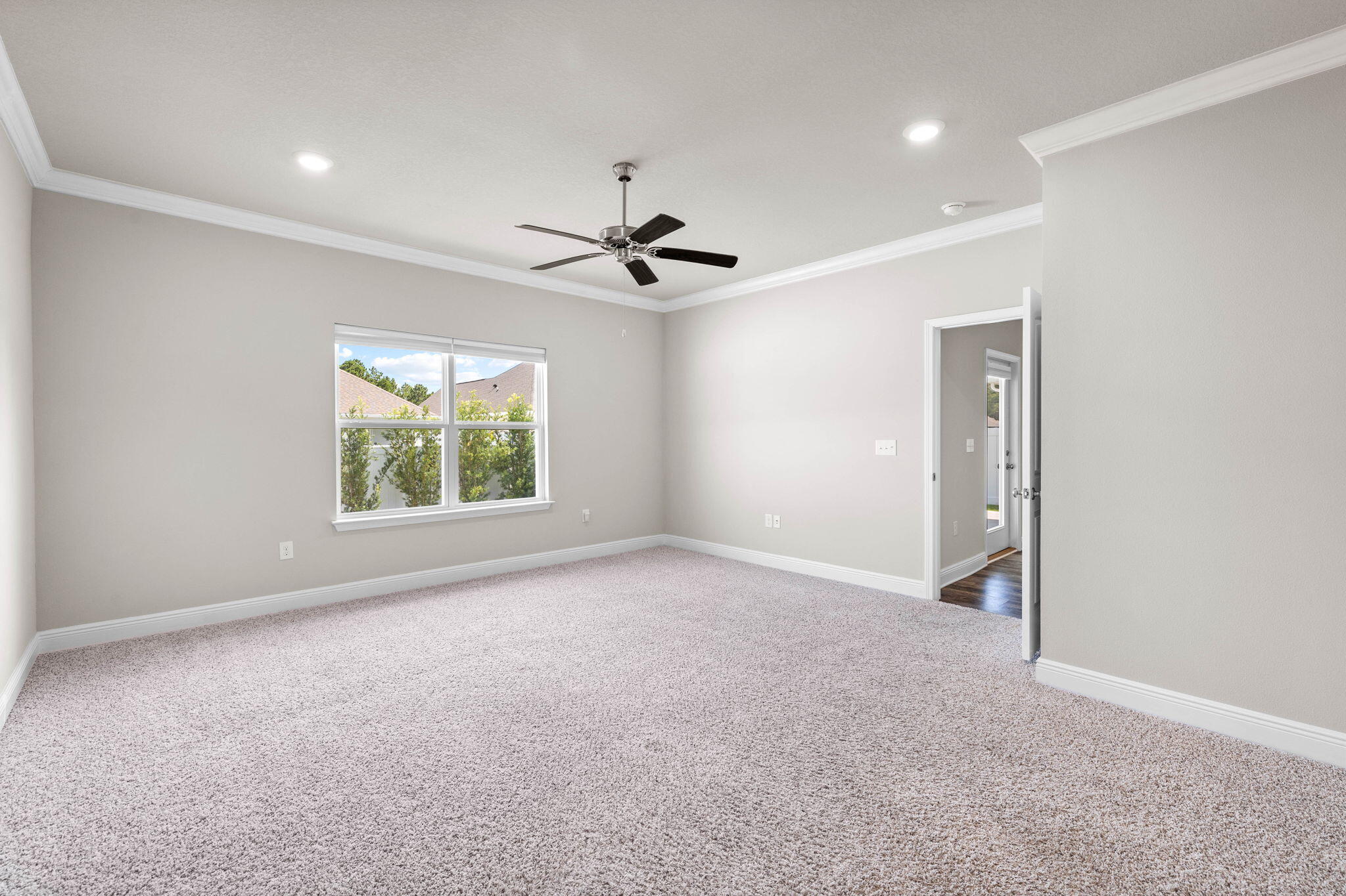 STONEGATE - Residential