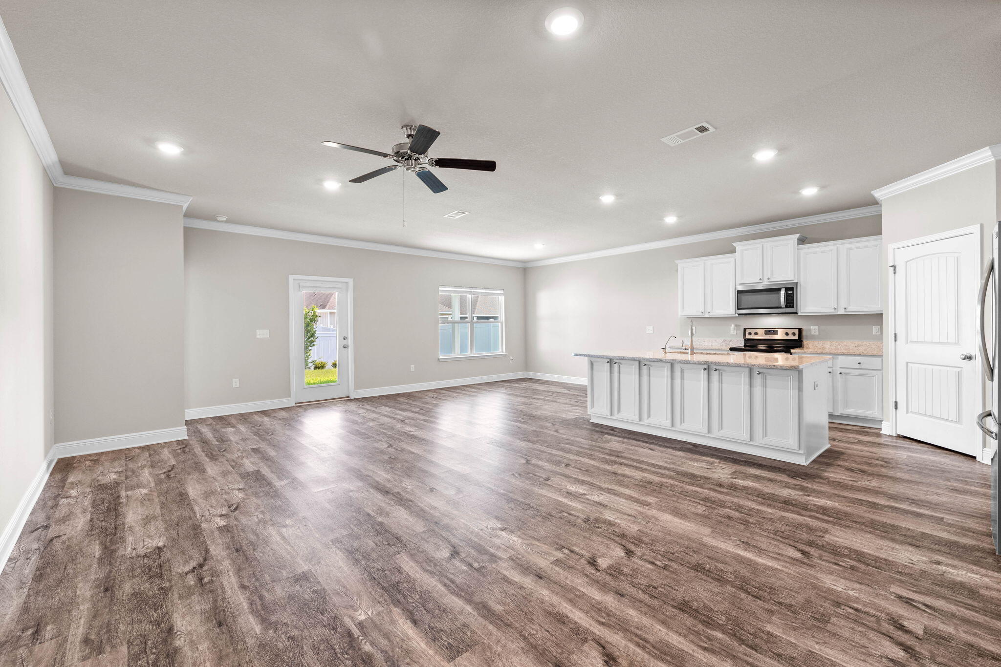 STONEGATE - Residential