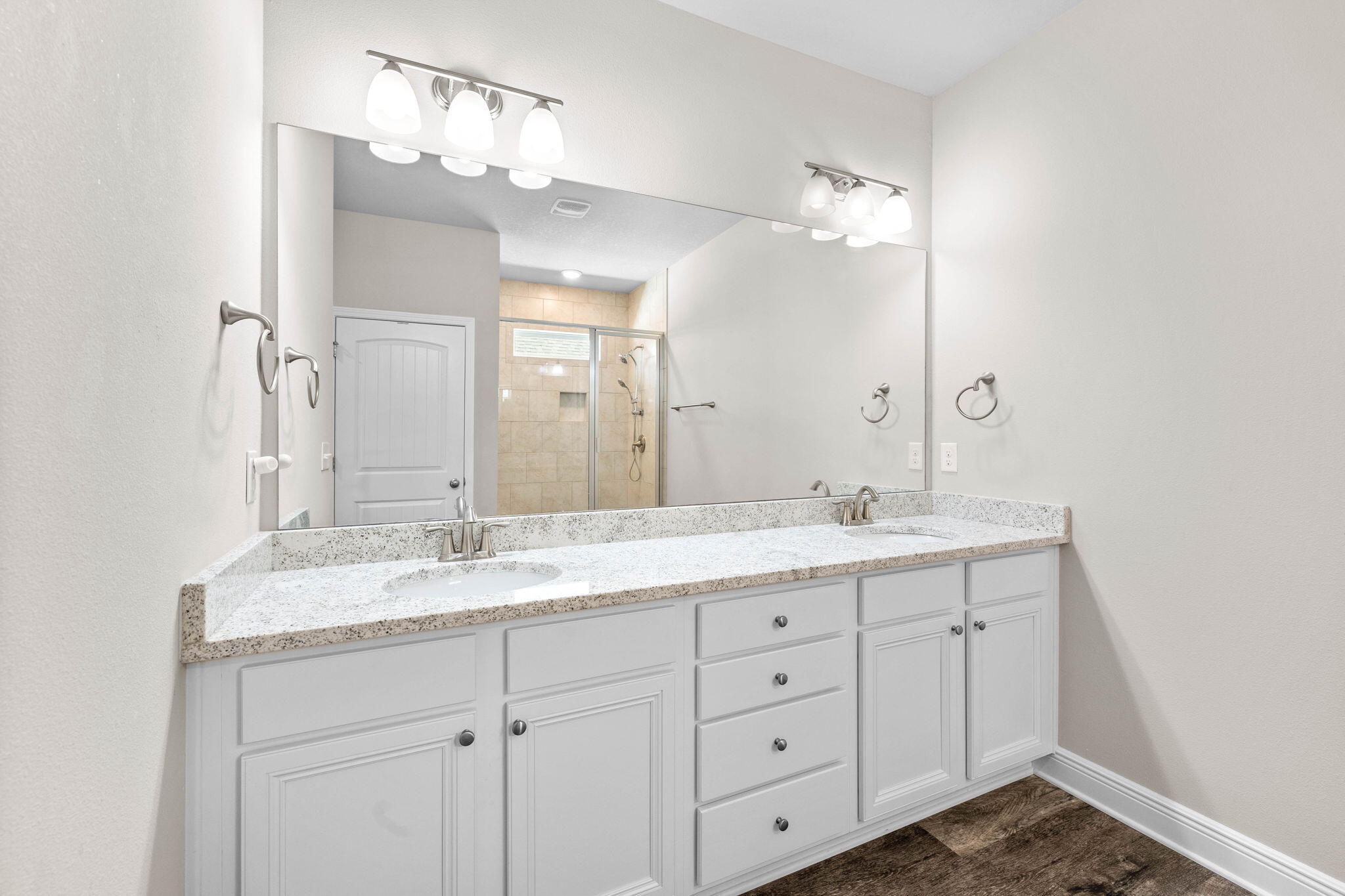 STONEGATE - Residential