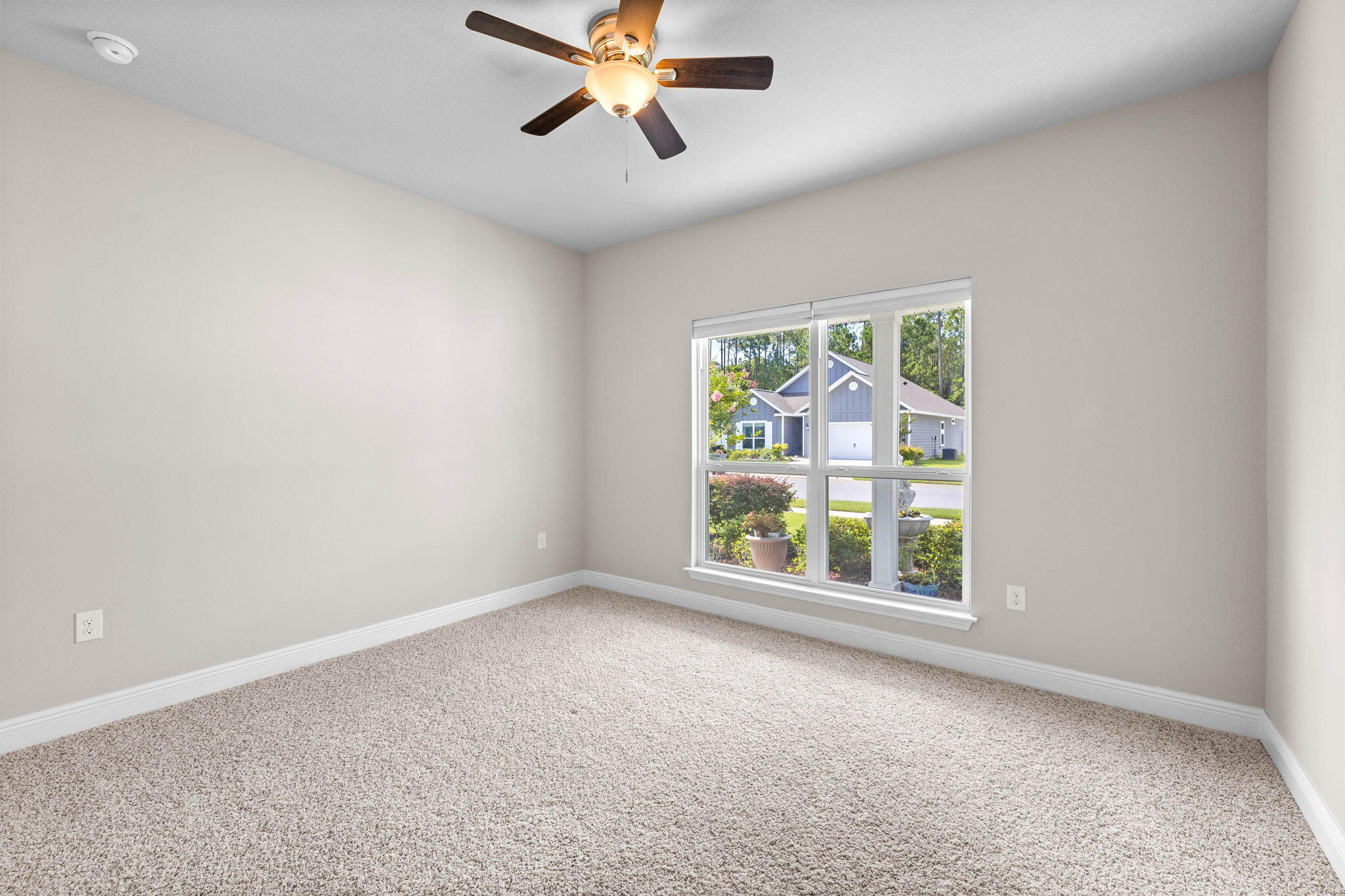 STONEGATE - Residential