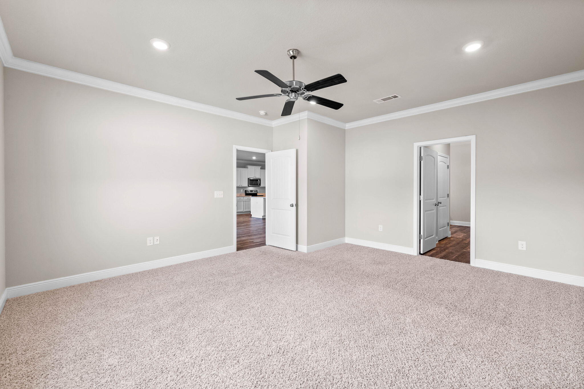 STONEGATE - Residential