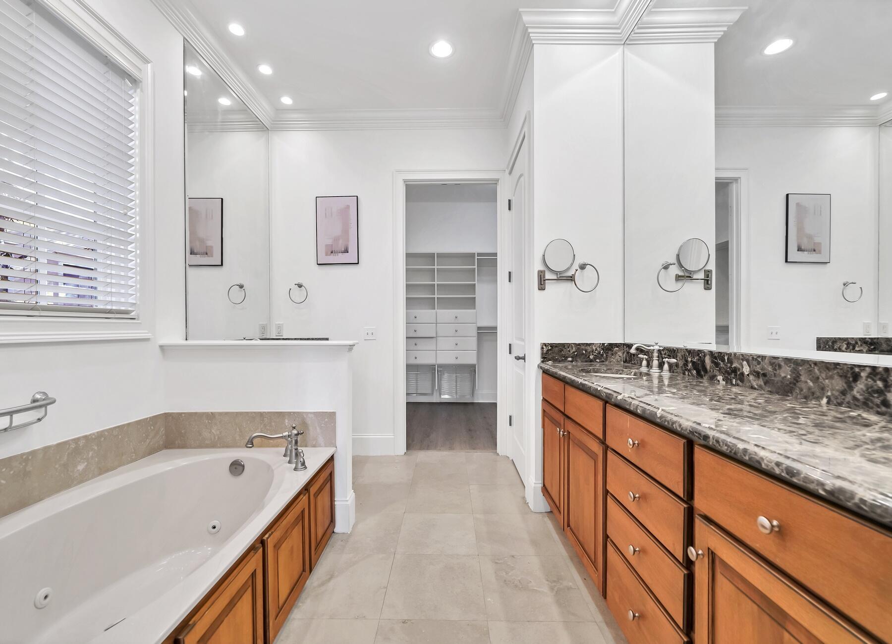 BURNT PINE - Residential