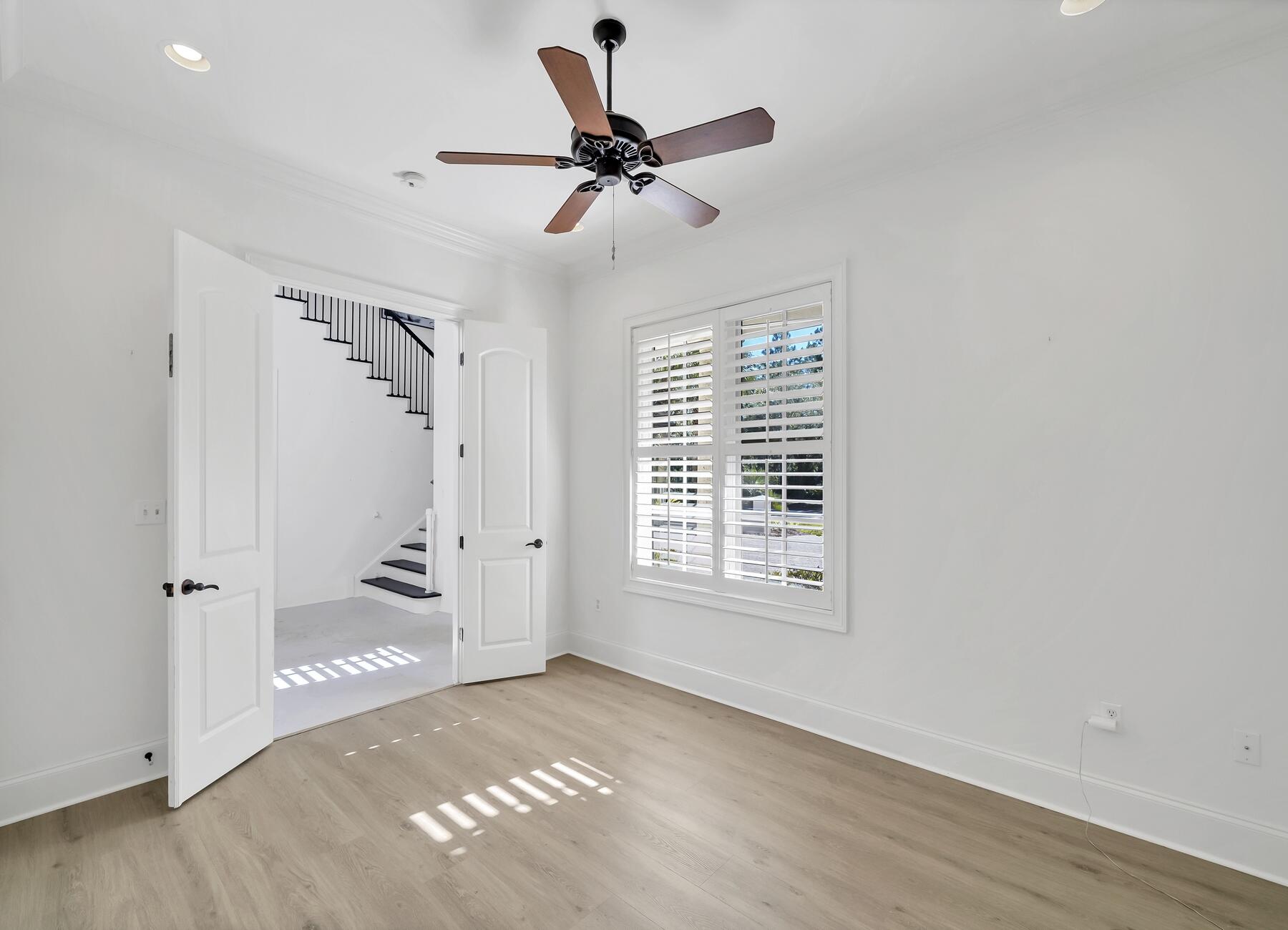 BURNT PINE - Residential