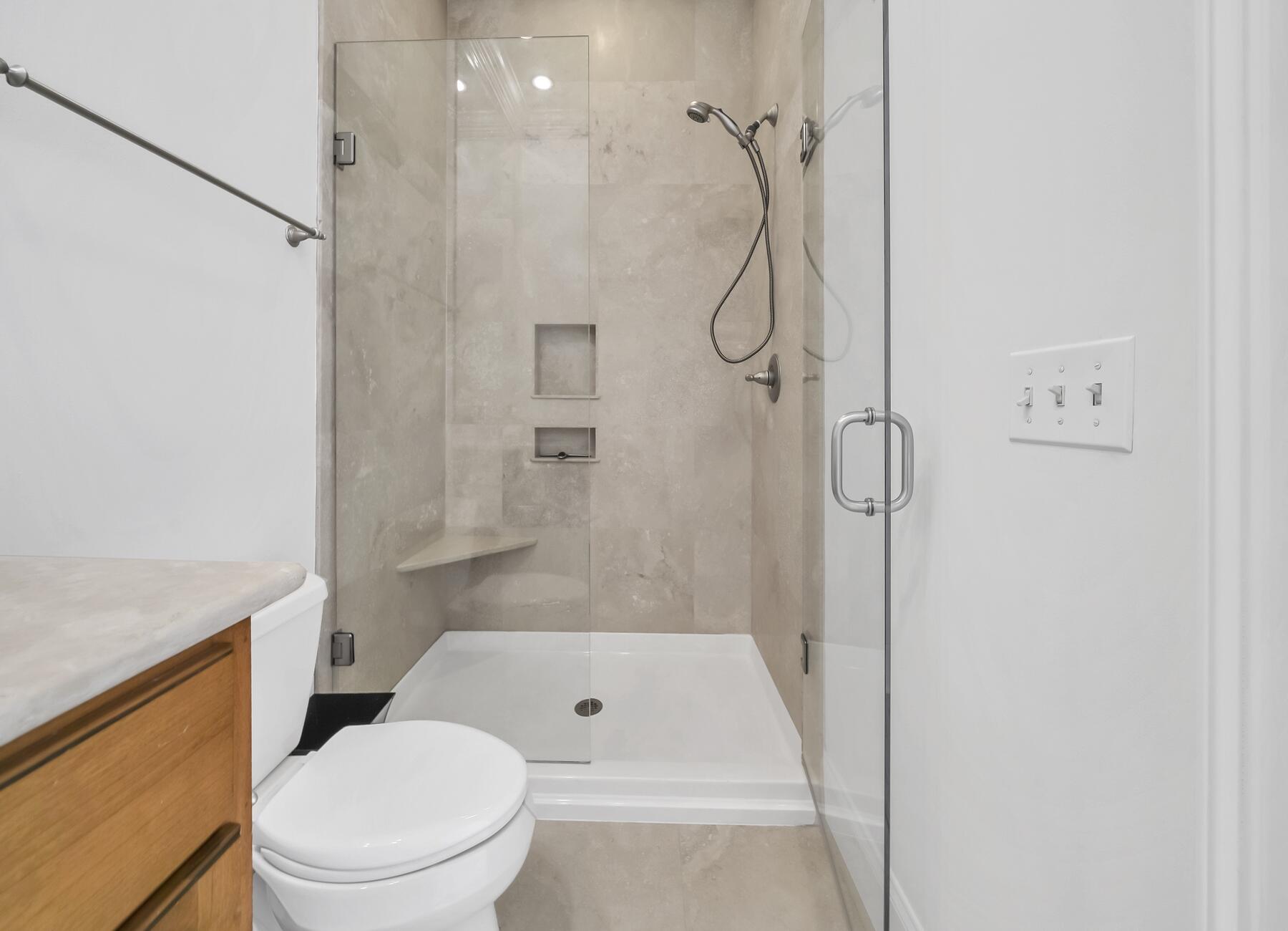 BURNT PINE - Residential