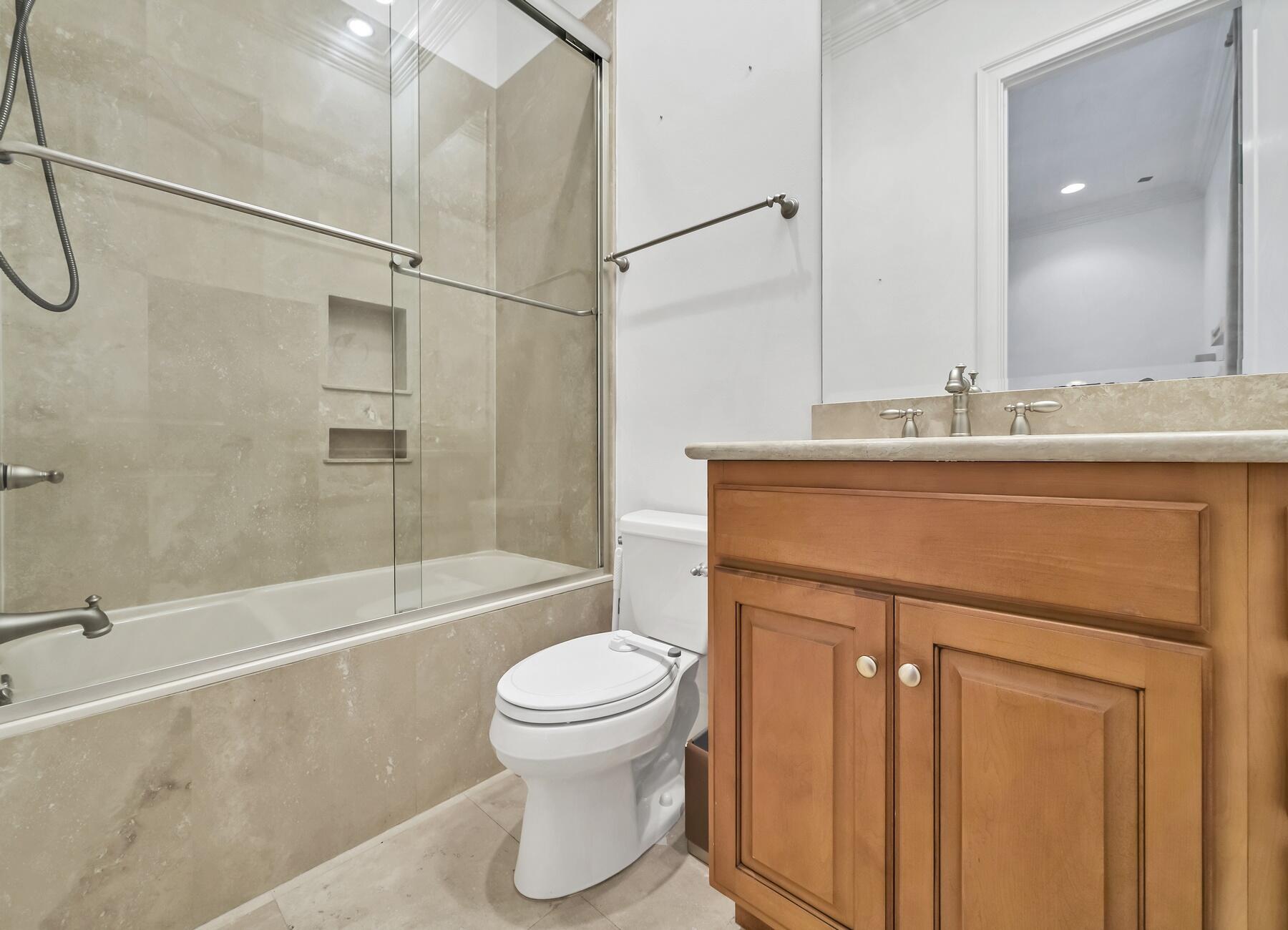 BURNT PINE - Residential