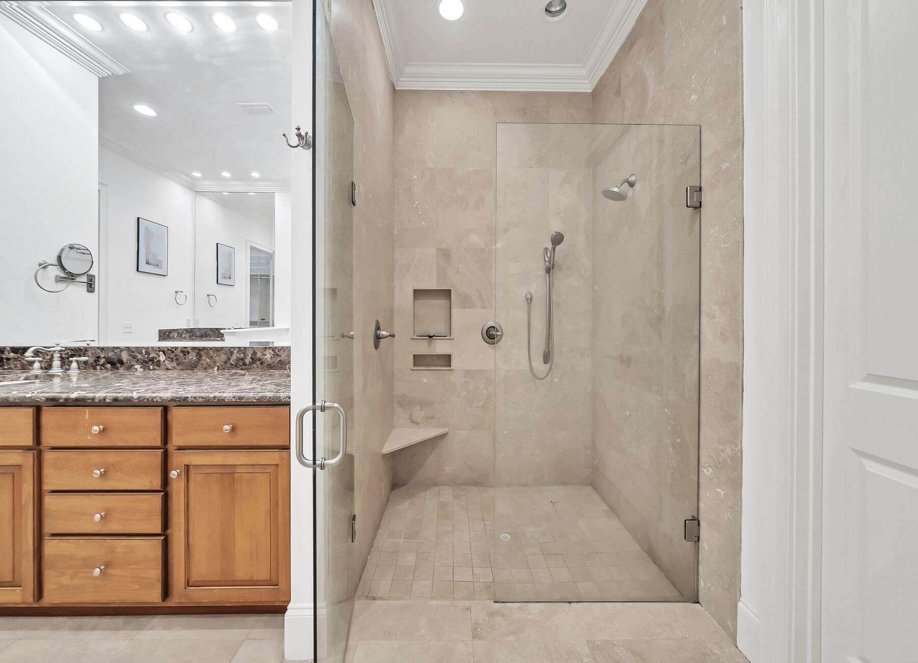 BURNT PINE - Residential