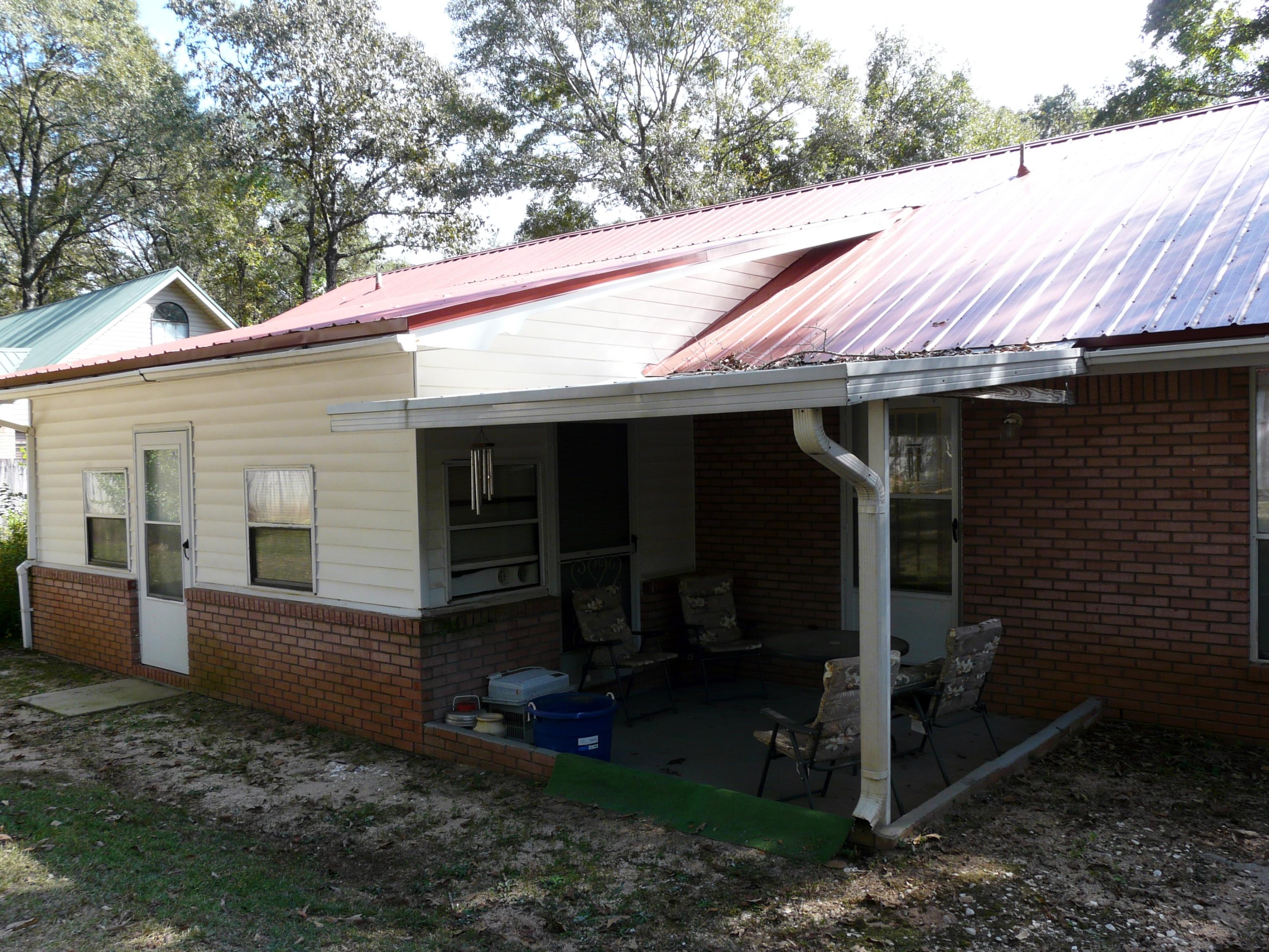 HOLLY HILLS - Residential