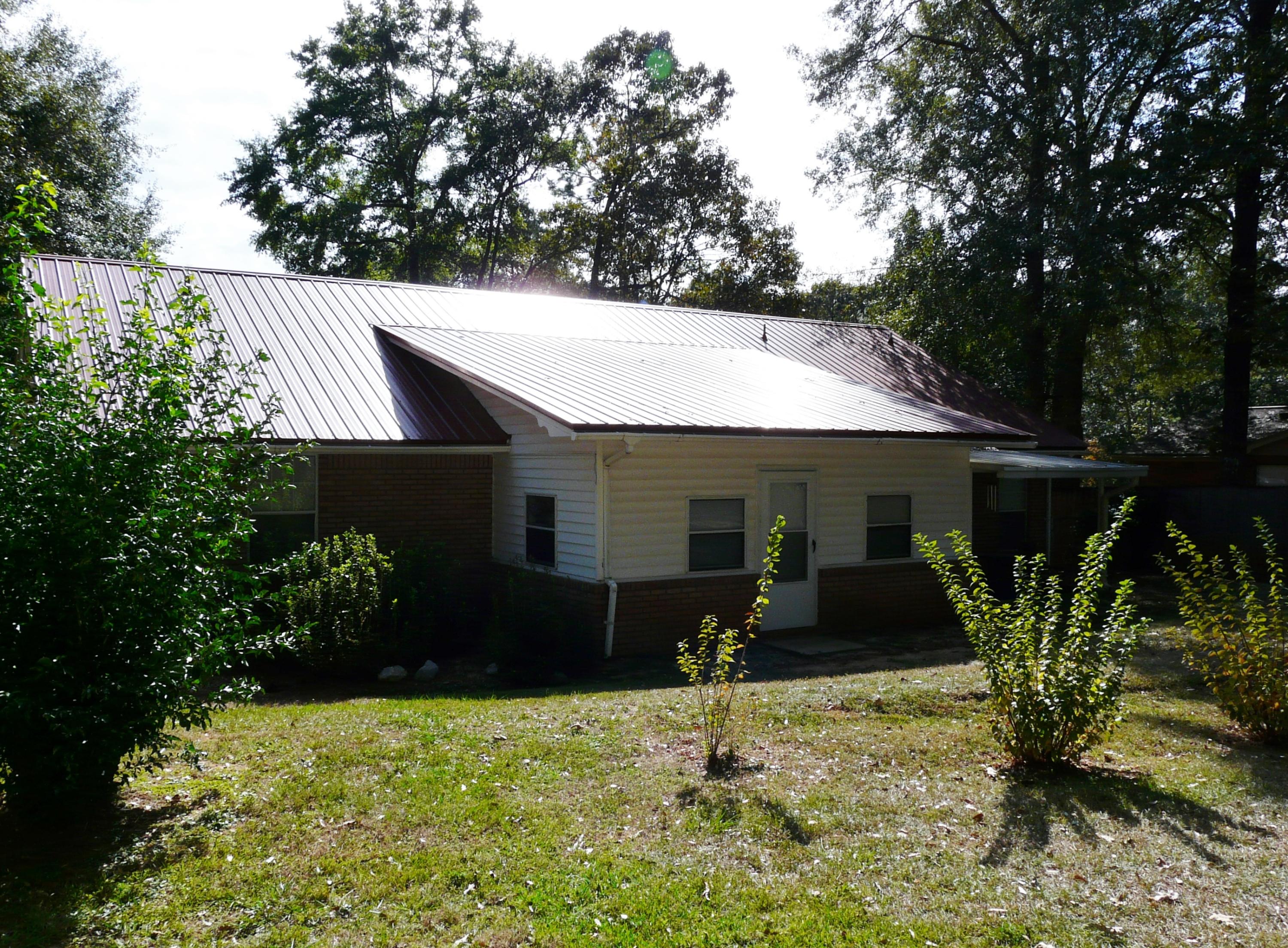 HOLLY HILLS - Residential