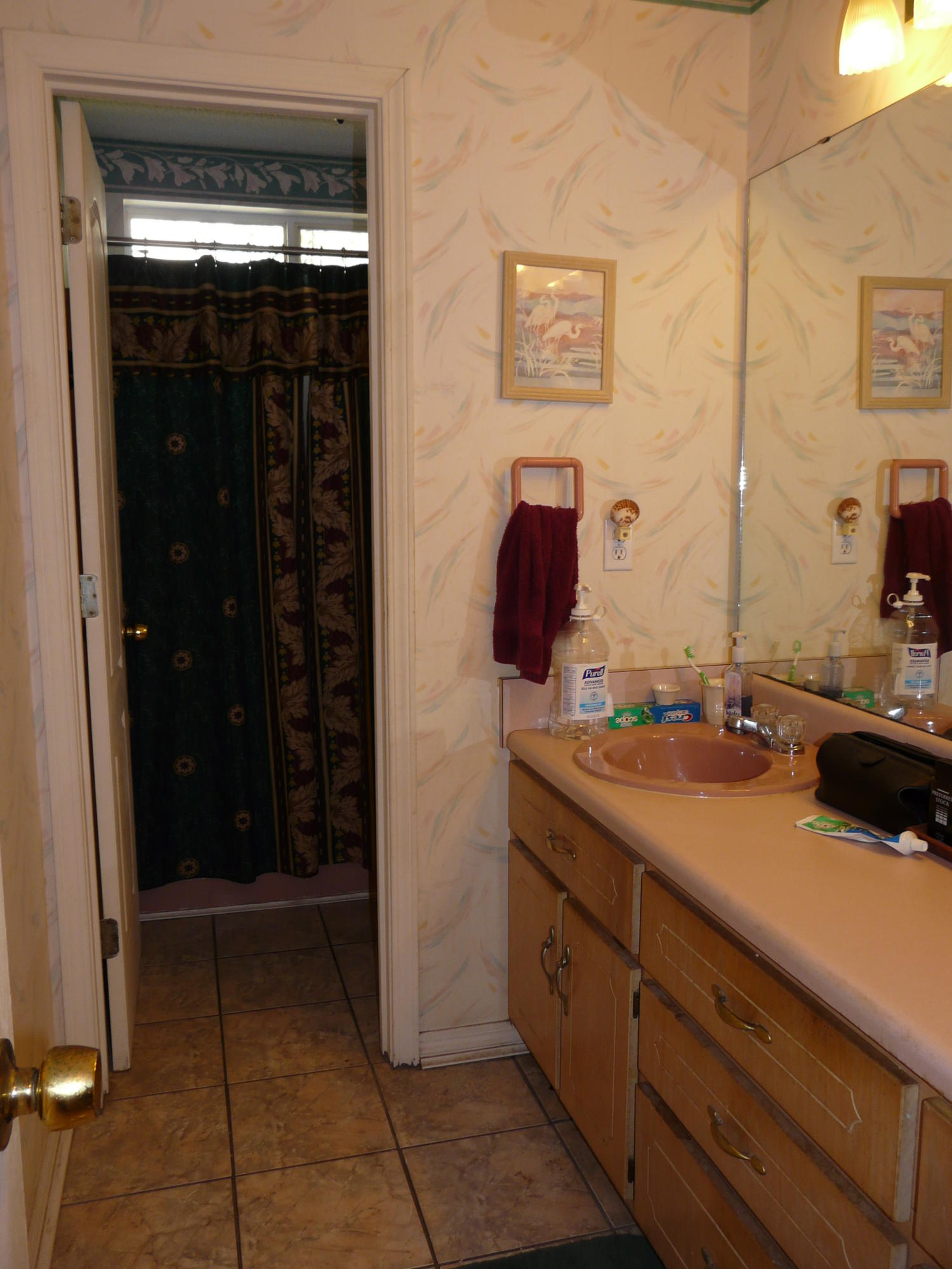 HOLLY HILLS - Residential