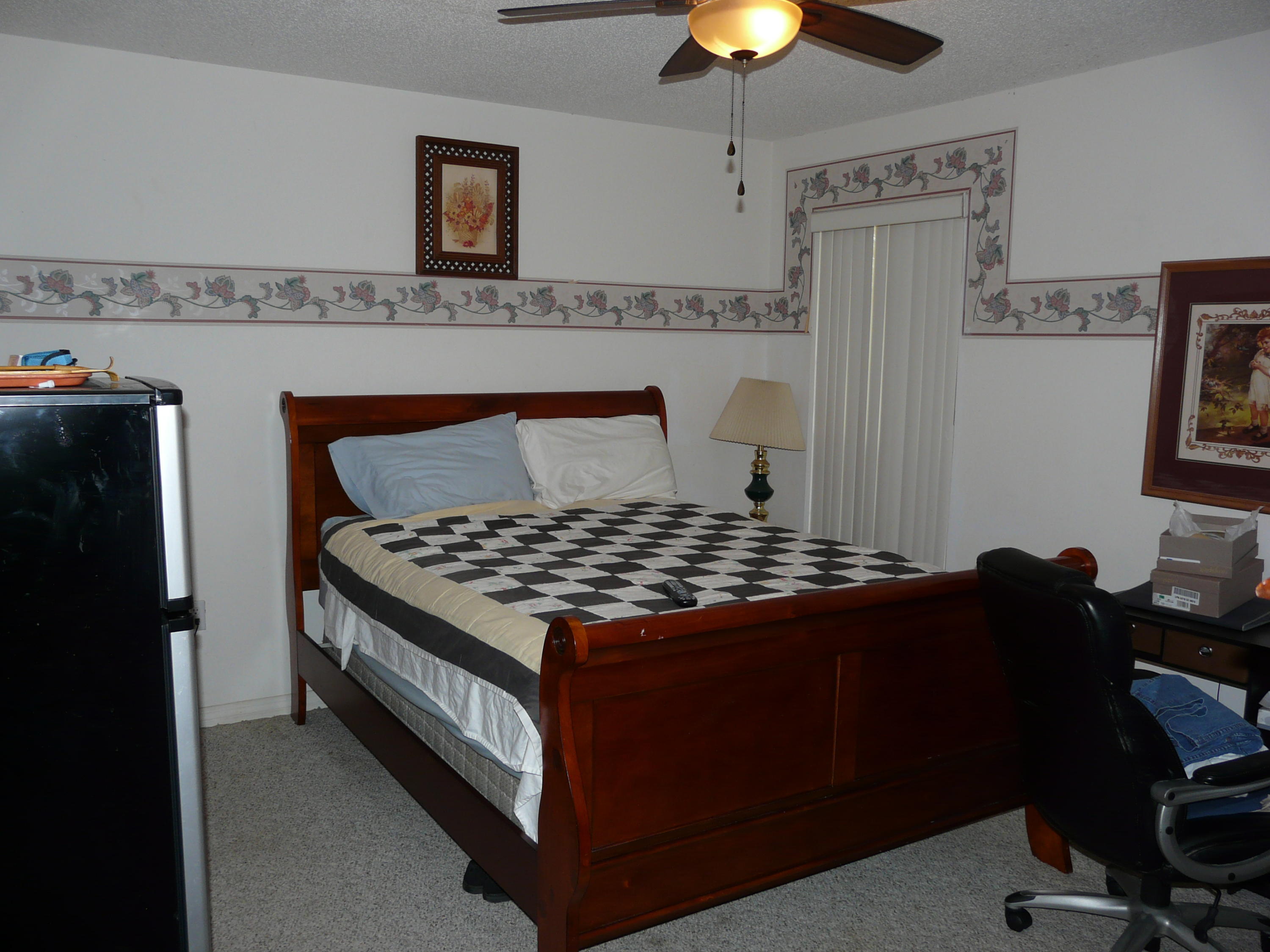 HOLLY HILLS - Residential