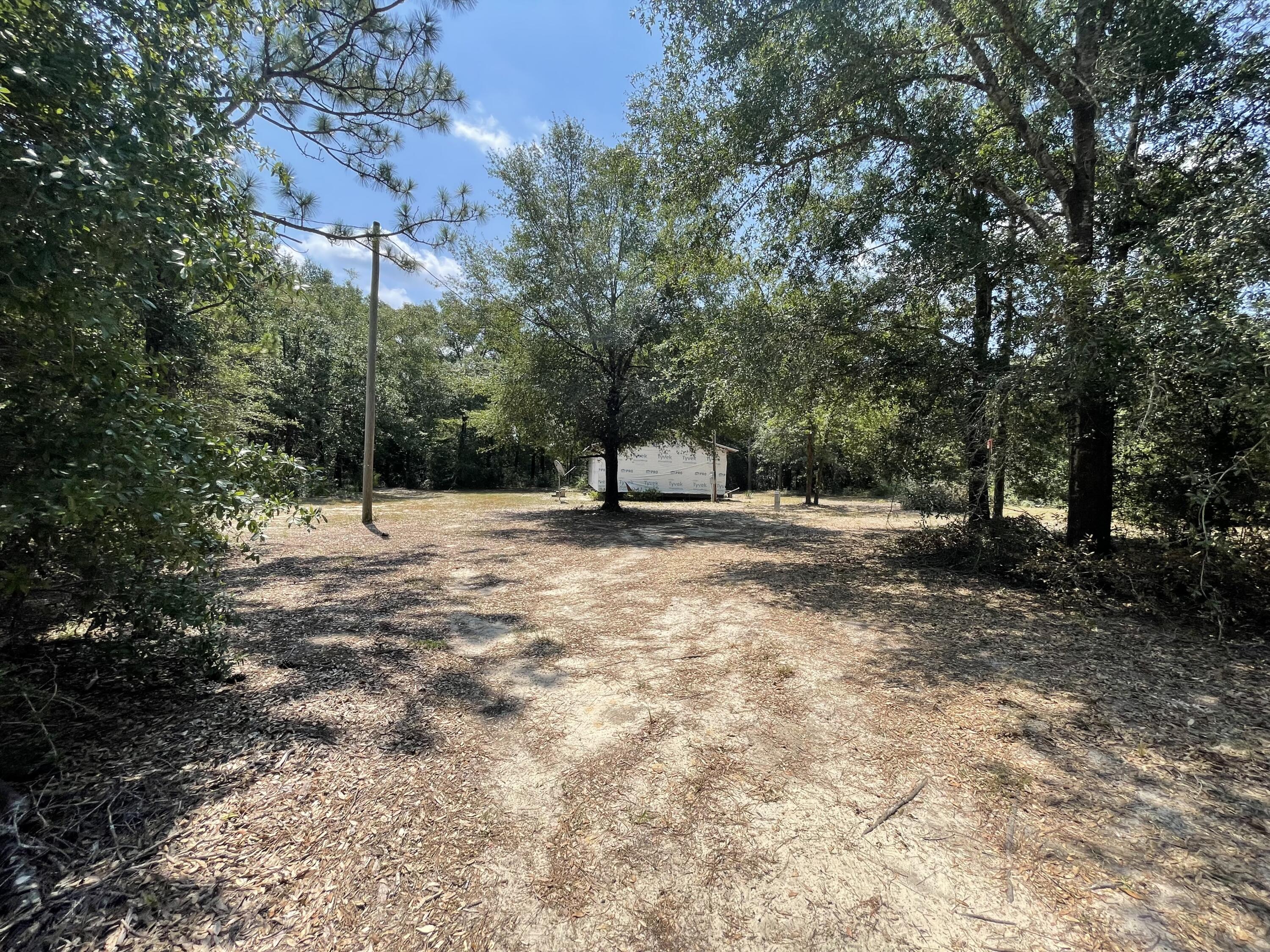 METES & BOUNDS - Land