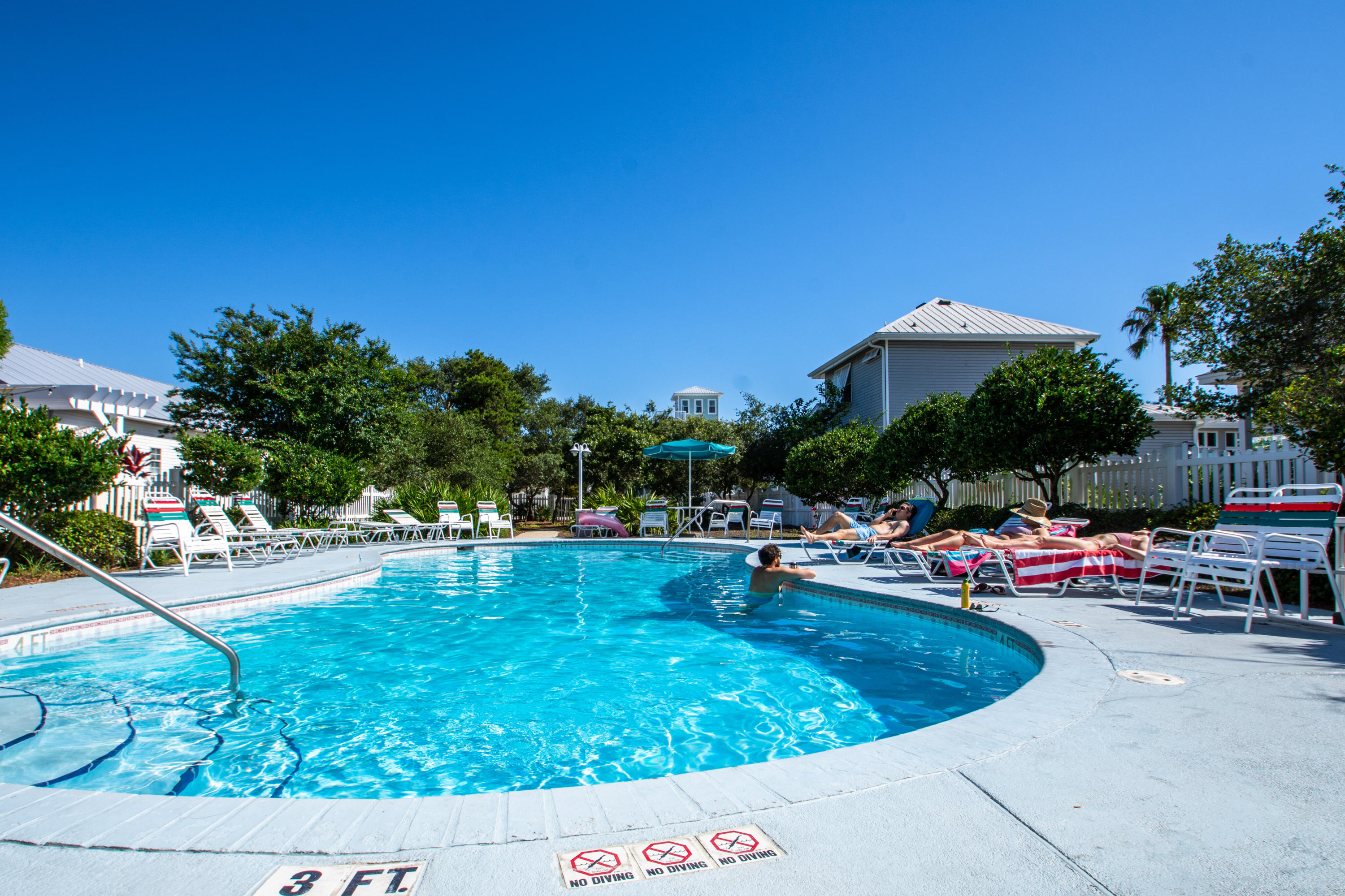 CRYSTAL BEACH COTTAGES PH 2 - Residential