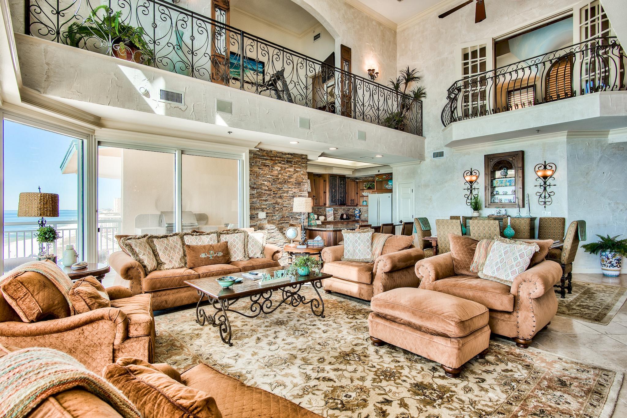 HIDDEN DUNES GRAND VILLAS - Residential