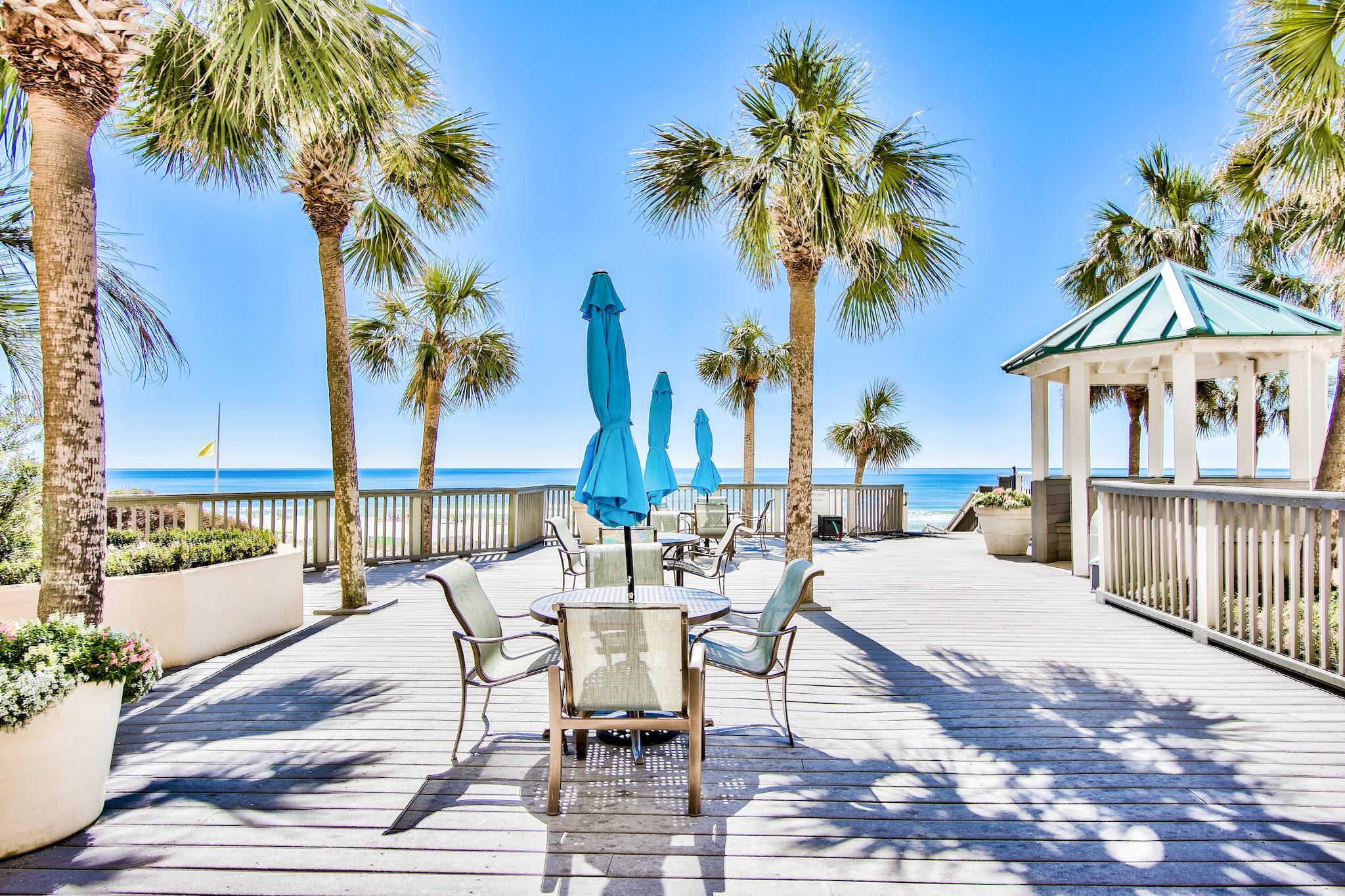 HIDDEN DUNES GRAND VILLAS - Residential